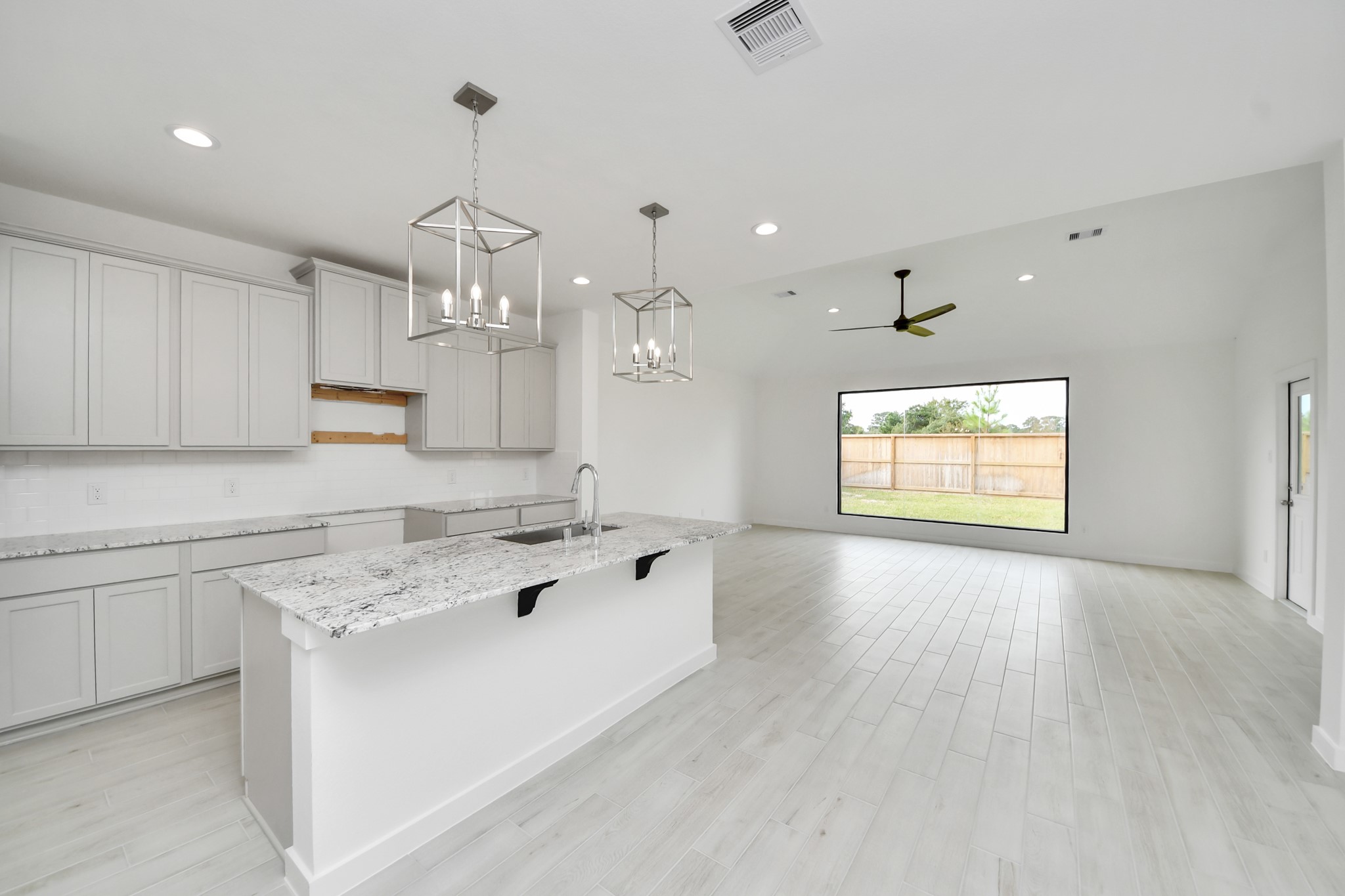 26351 Viva Drive, Magnolia, TX 77355