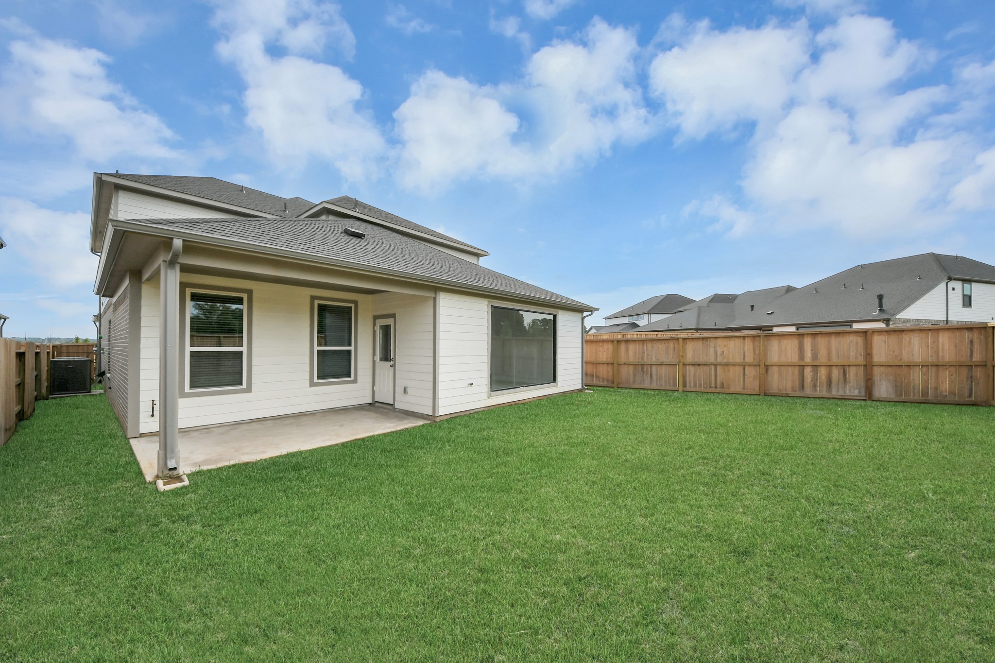 26351 Viva Drive, Magnolia, TX 77355