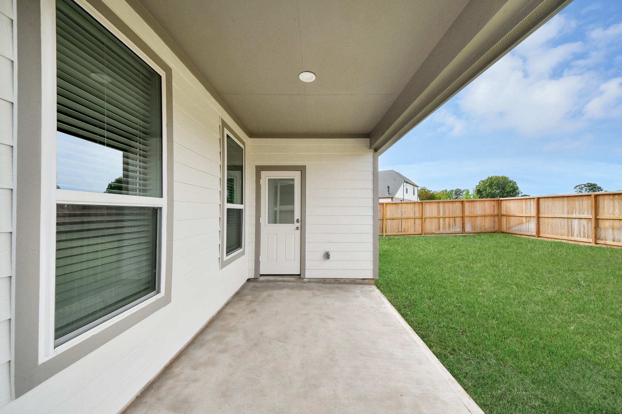 26351 Viva Drive, Magnolia, TX 77355