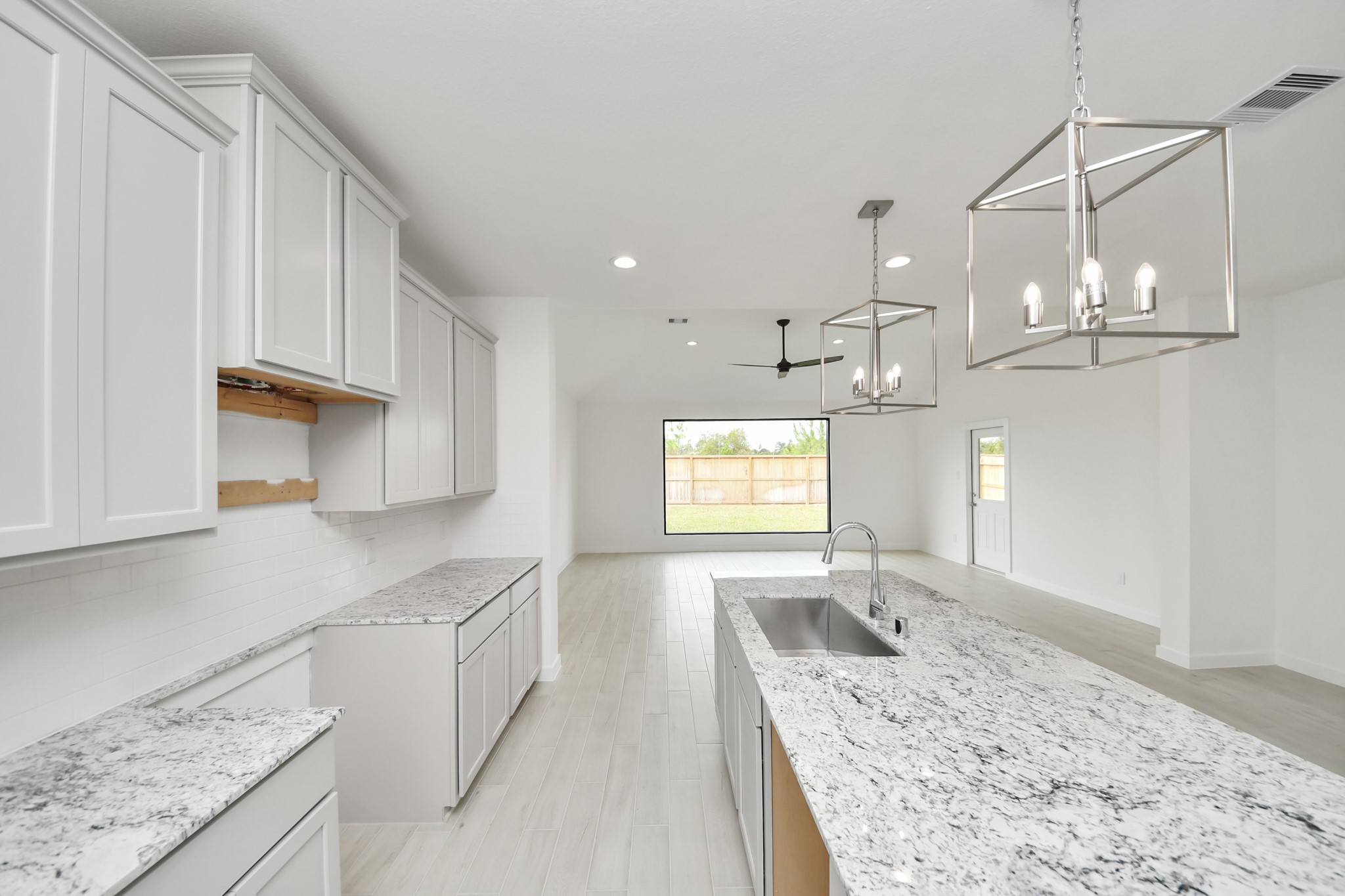 26351 Viva Drive, Magnolia, TX 77355