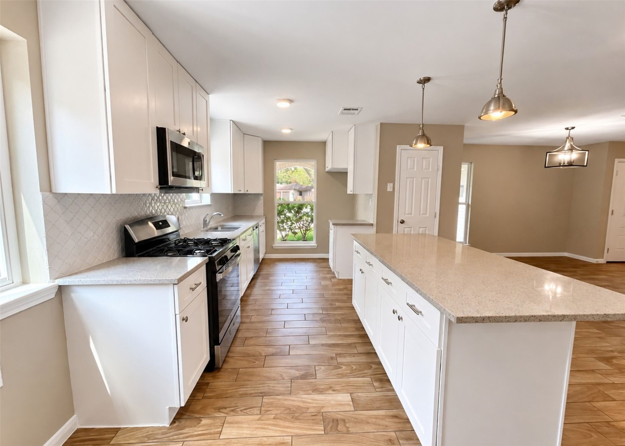 1738 Hollyberry Drive, Houston, TX 77073