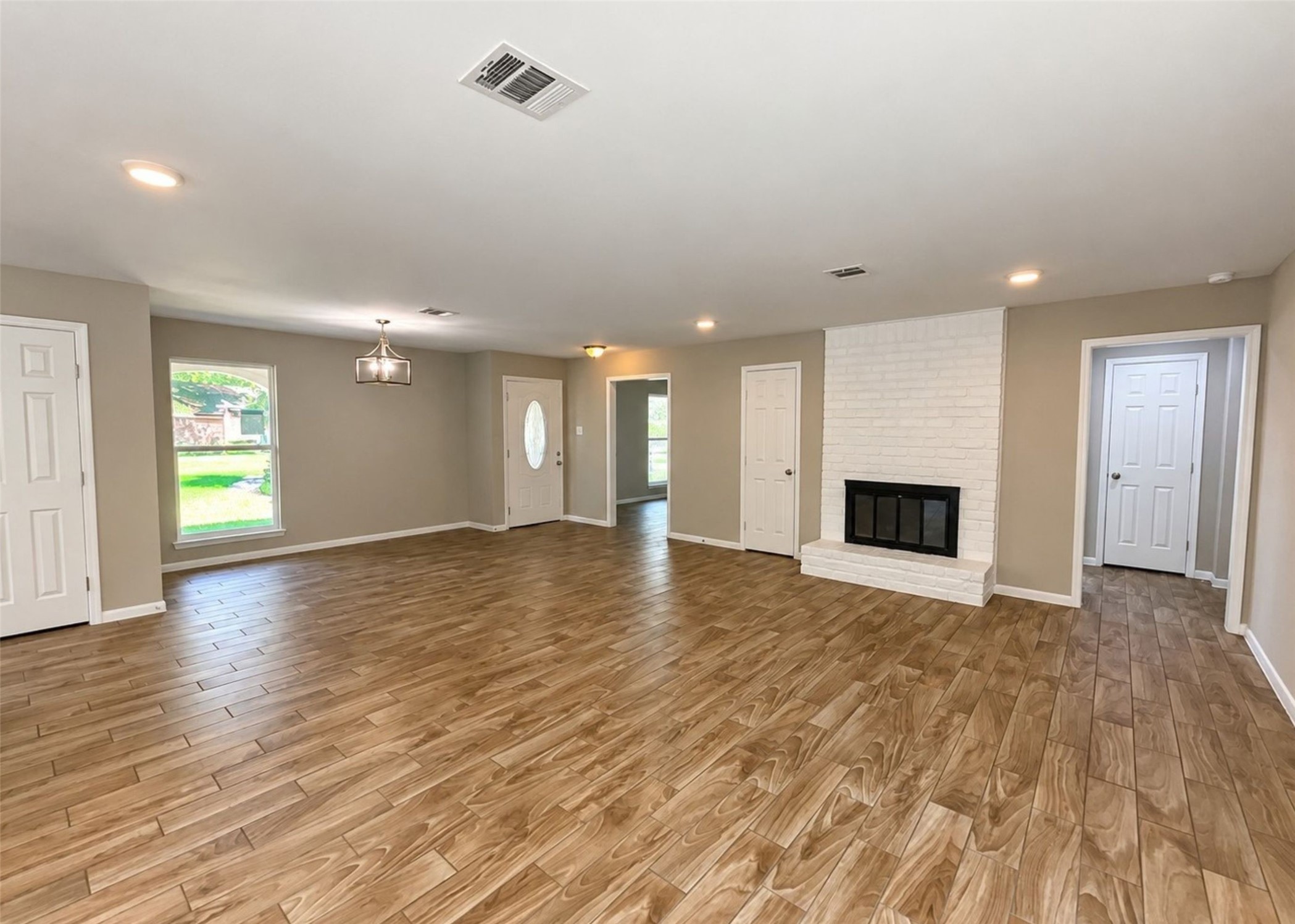 1738 Hollyberry Drive, Houston, TX 77073 1738 Hollyberry Drive, Houston, TX 77073