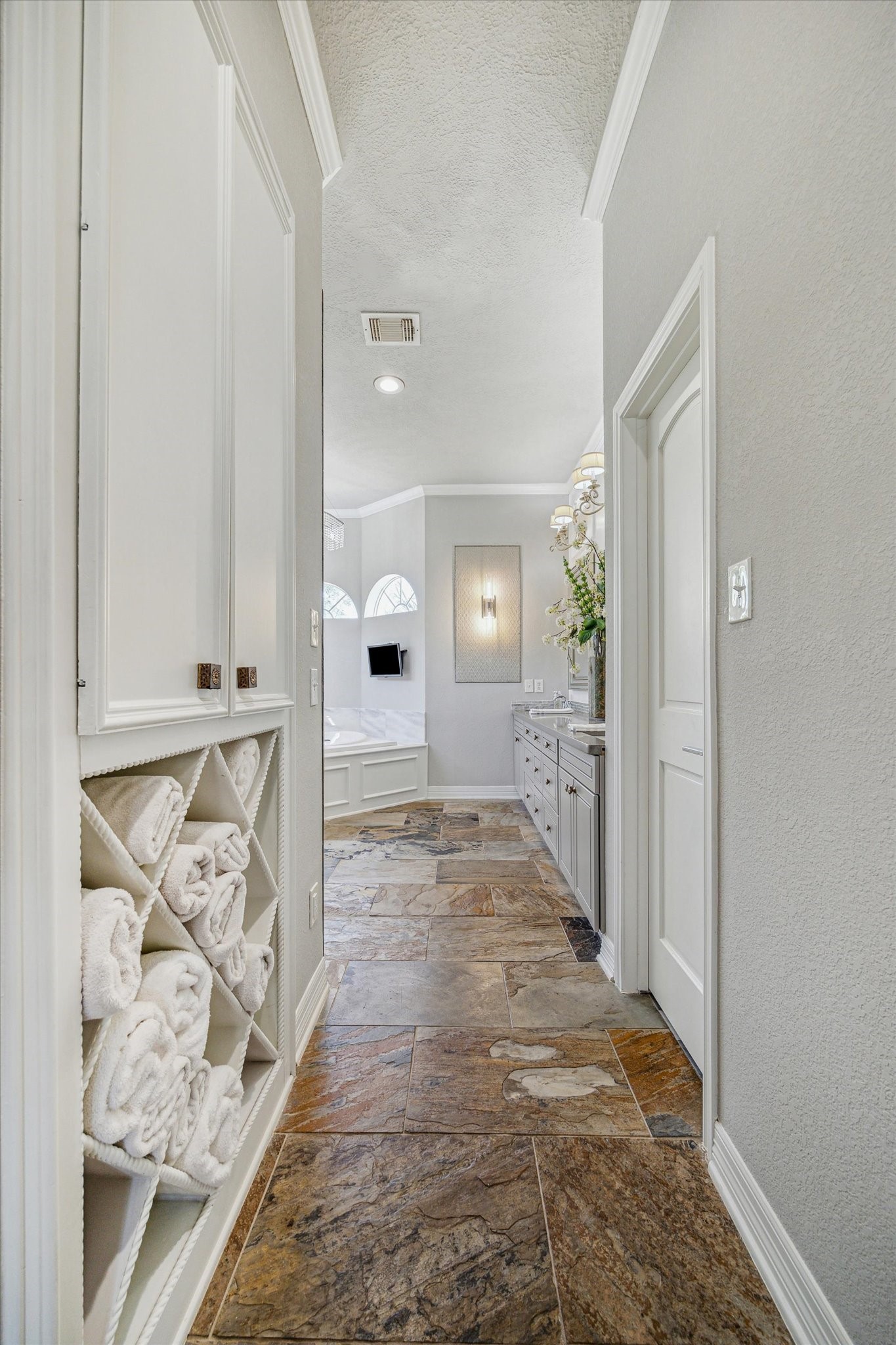 5503 Beaver Lodge Drive, Kingwood, TX 77345
