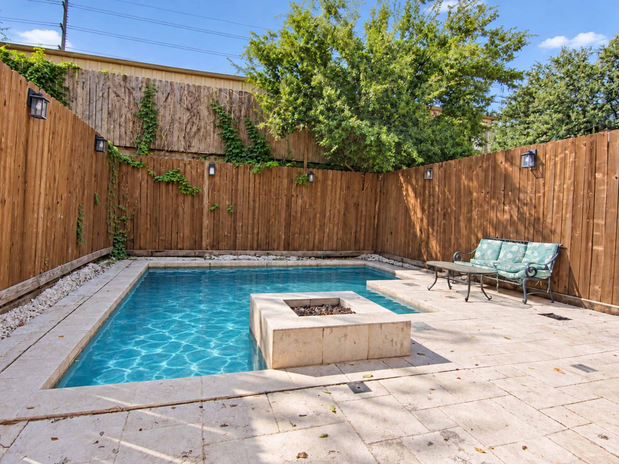 1716 Dunlavy Street, Houston, TX 77006