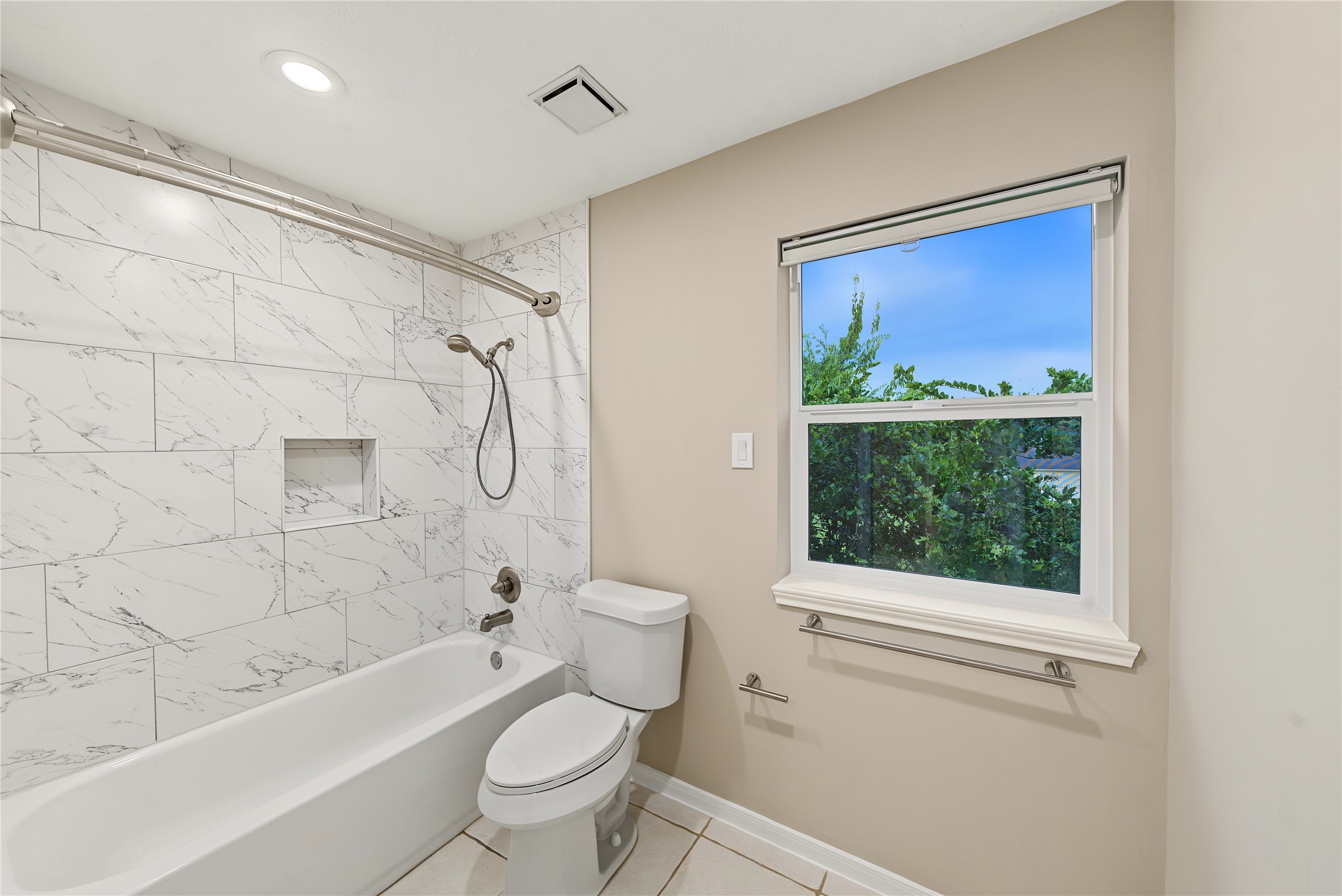 38 Penny Green Street, Sugar Land, TX 77479
