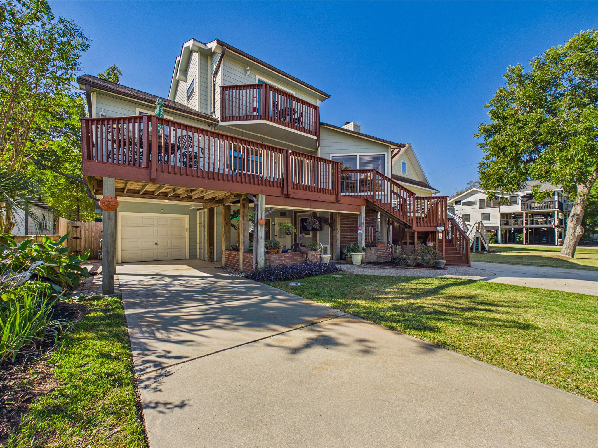 907 Juniper Road, Clear Lake Shores, TX 77565 907 Juniper Road, Clear Lake Shores, TX 77565