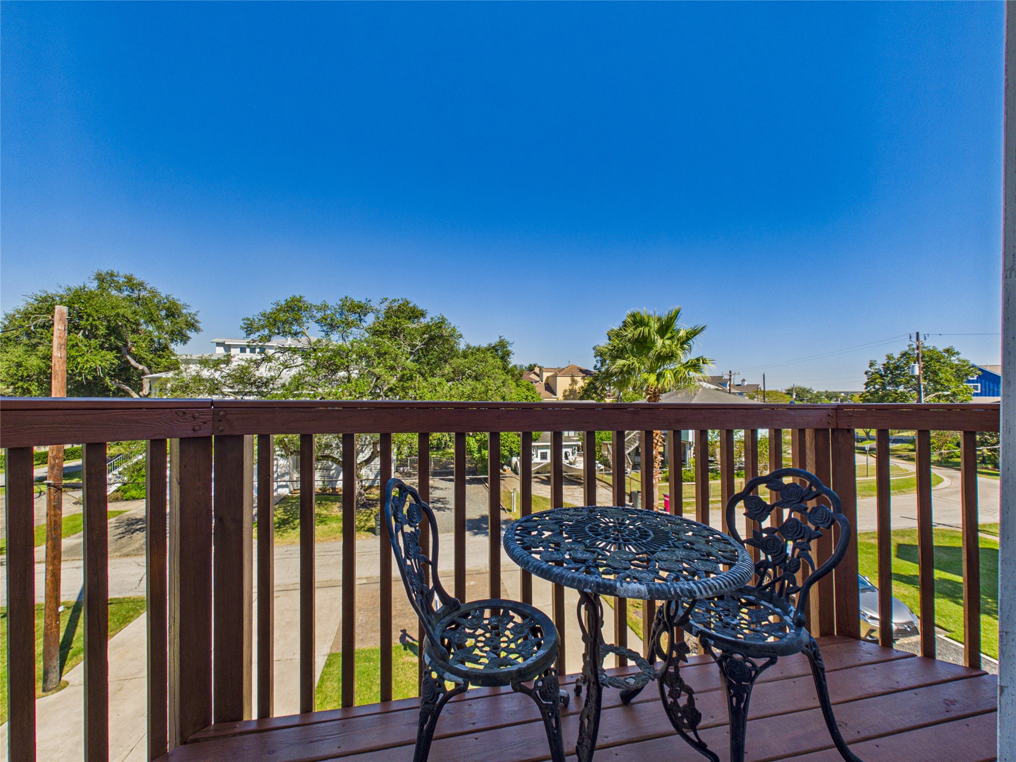 907 Juniper Road, Clear Lake Shores, TX 77565