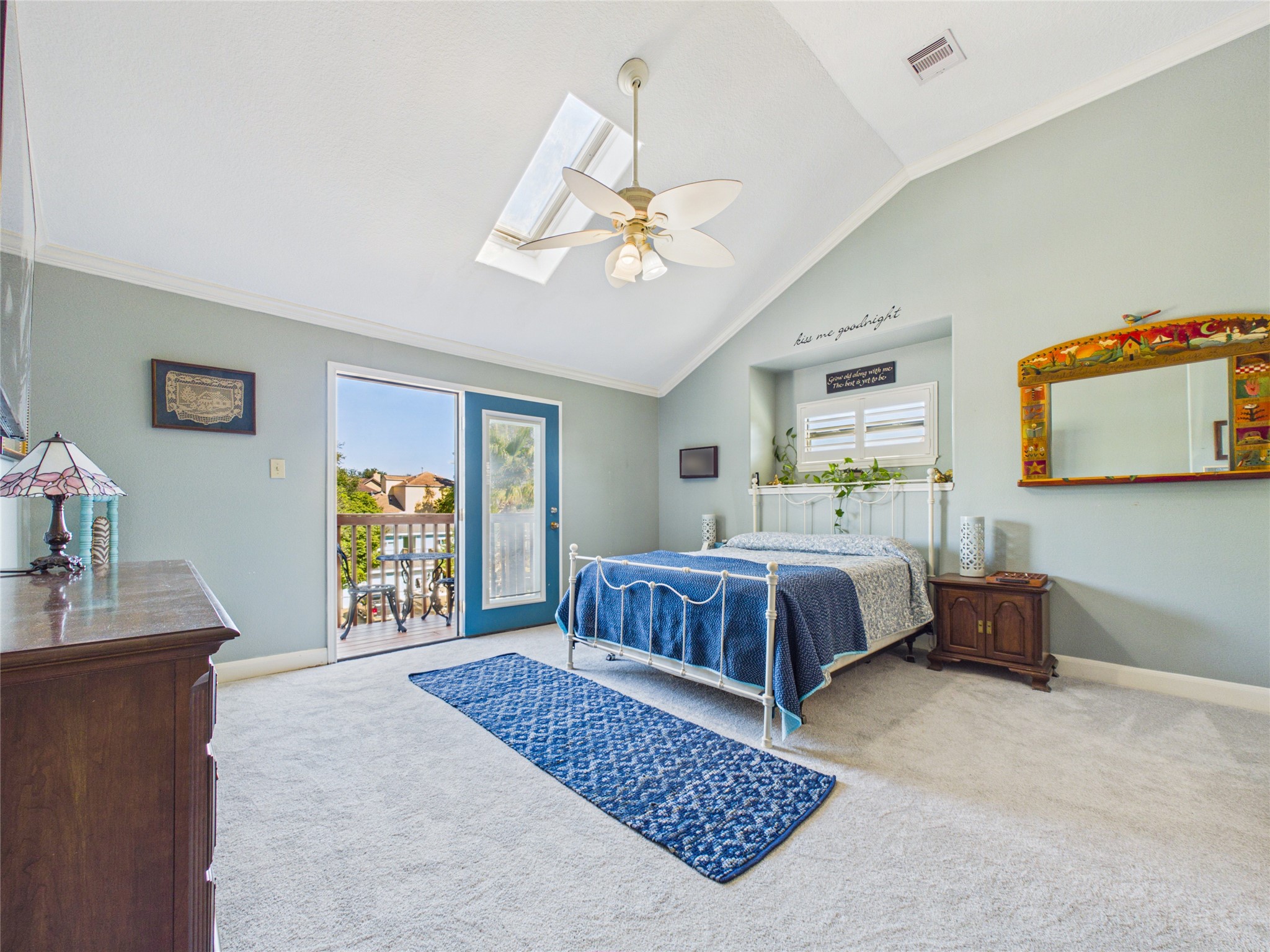 907 Juniper Road, Clear Lake Shores, TX 77565