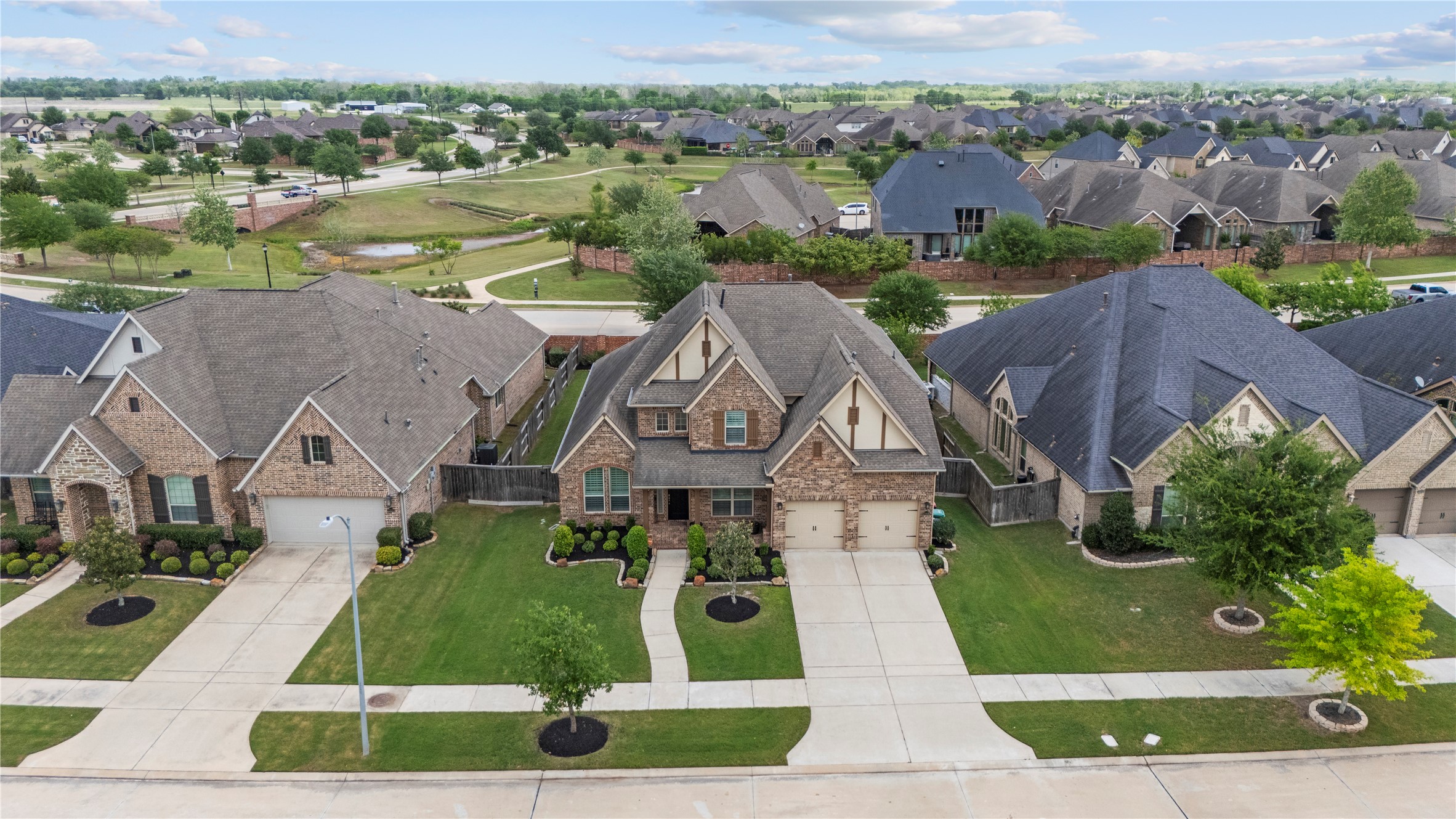 Aerial view of the front.