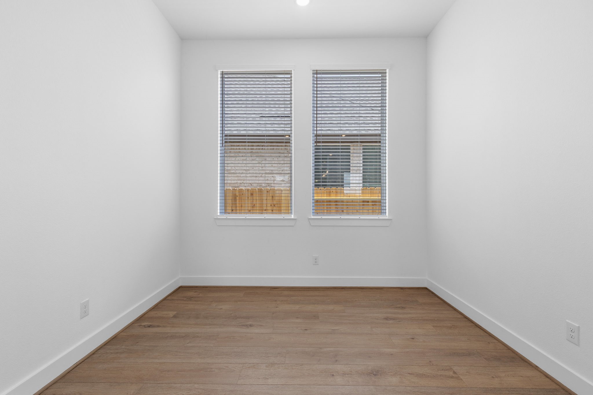 Photos are REPRESENTATIVE of the home /floor plan and are NOT of the actual home.  Selections, features, and room options vary.