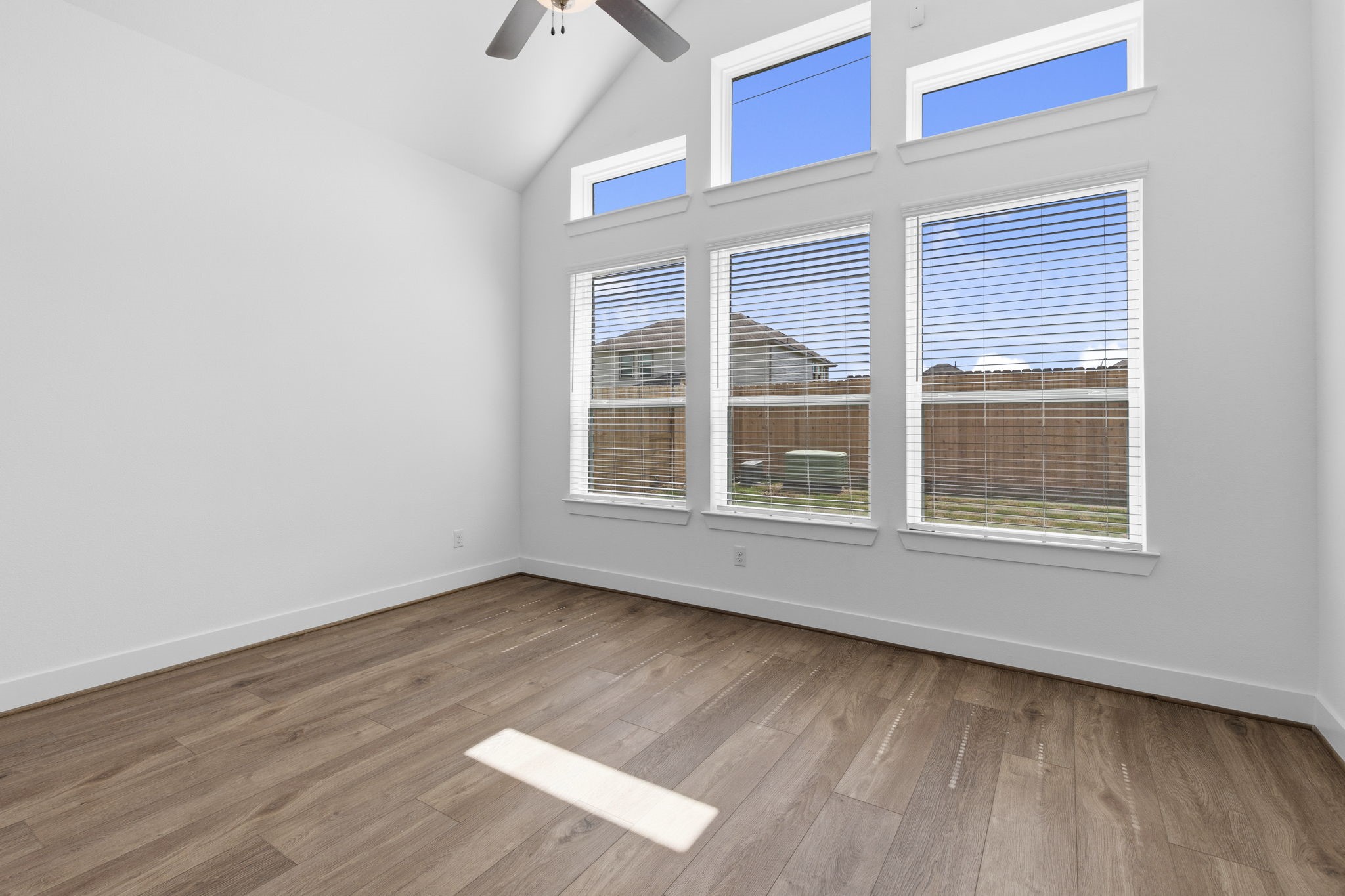 Photos are REPRESENTATIVE of the home /floor plan and are NOT of the actual home.  Selections, features, and room options vary.