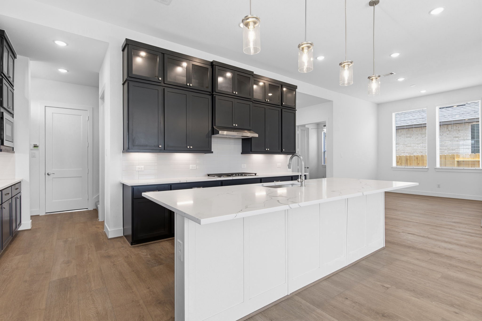 Photos are REPRESENTATIVE of the home /floor plan and are NOT of the actual home.  Selections, features, and room options vary.