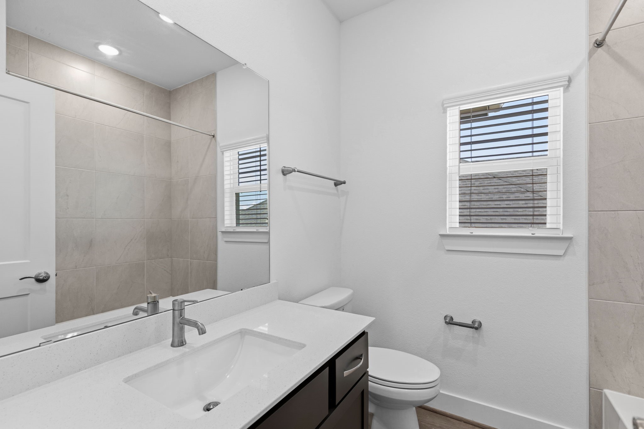Photos are REPRESENTATIVE of the home /floor plan and are NOT of the actual home.  Selections, features, and room options vary.