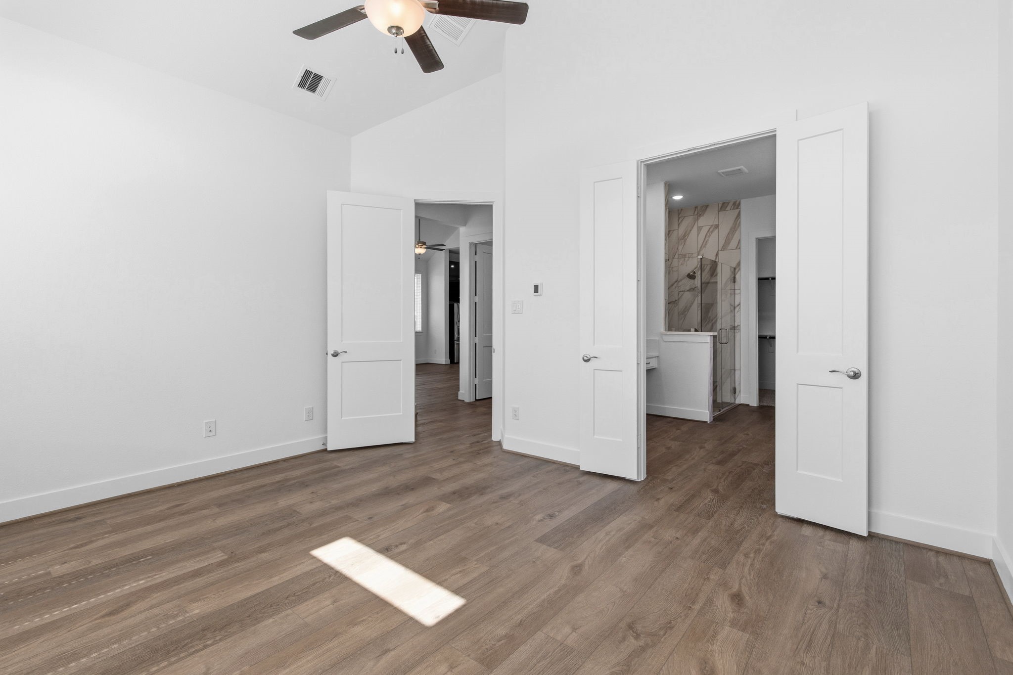 Photos are REPRESENTATIVE of the home /floor plan and are NOT of the actual home.  Selections, features, and room options vary.