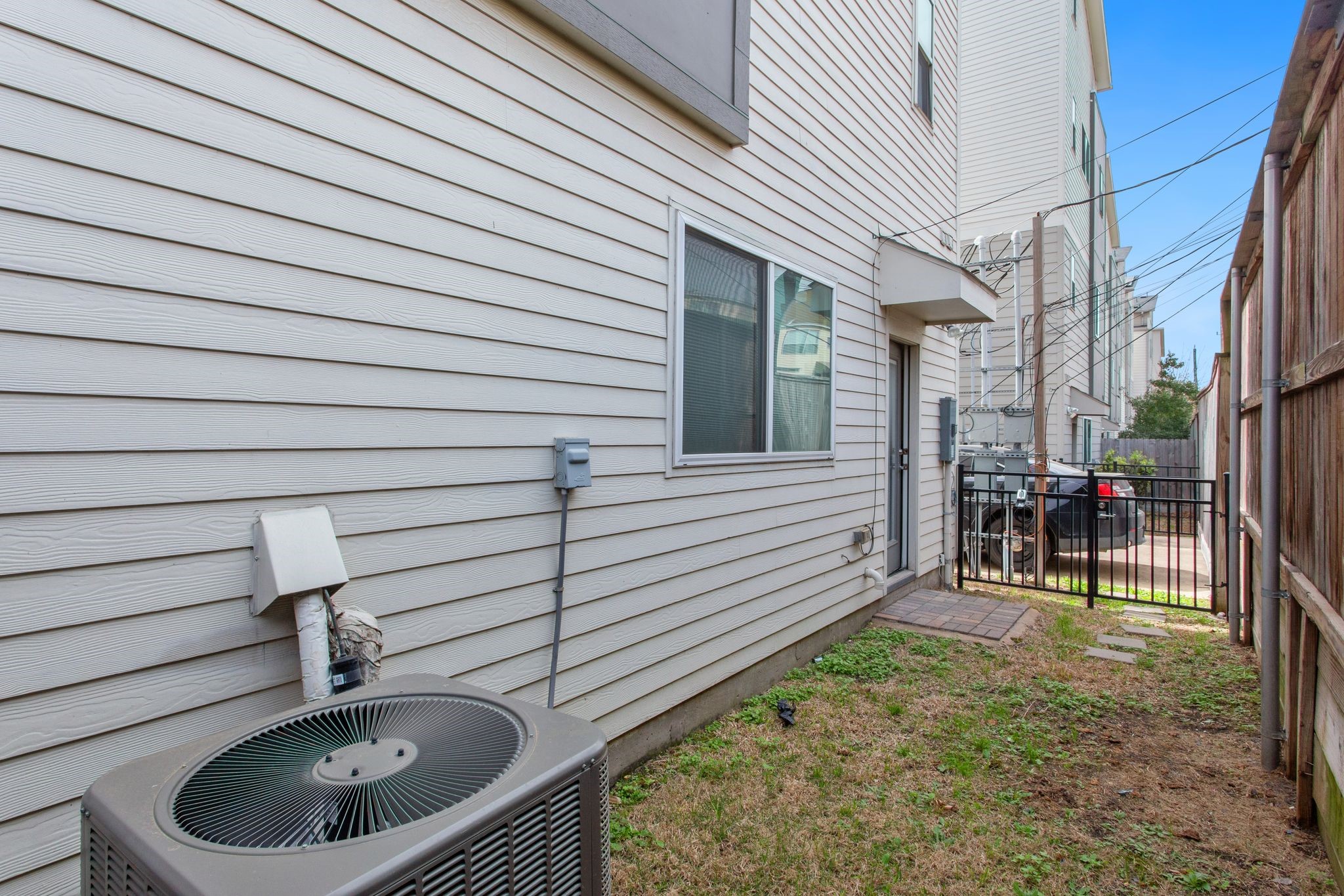348 Eado Park Circle, Houston, TX 77020