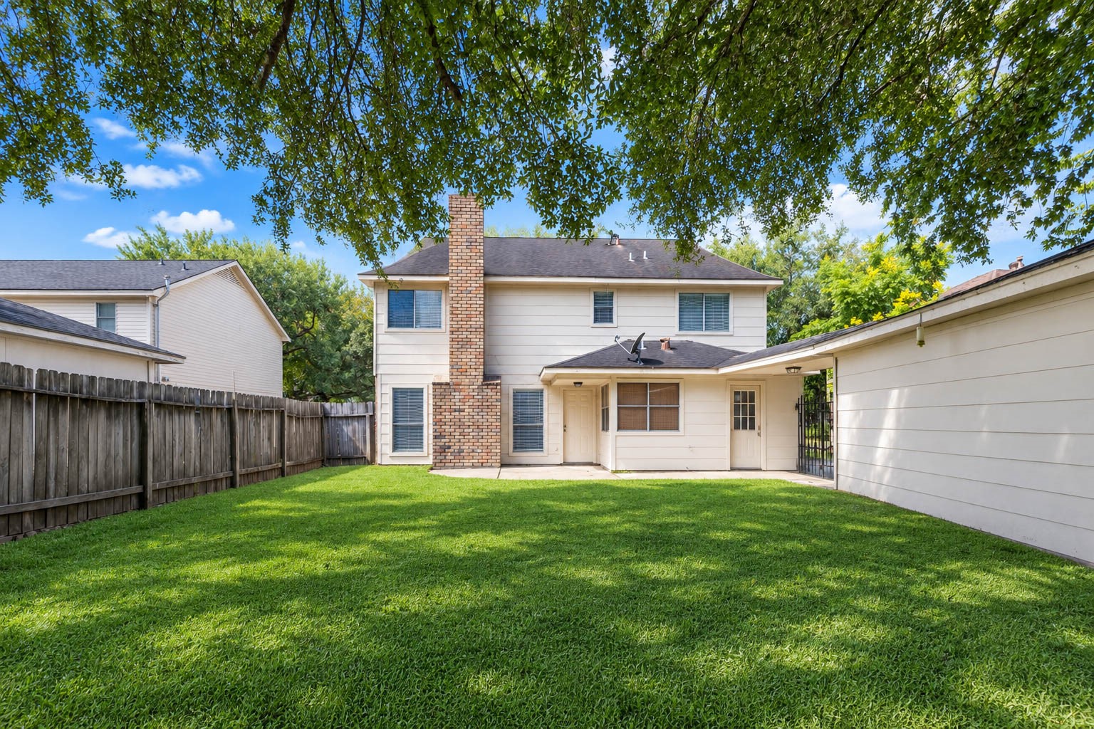 4003 Ash Hollow Drive, Houston, TX 77082