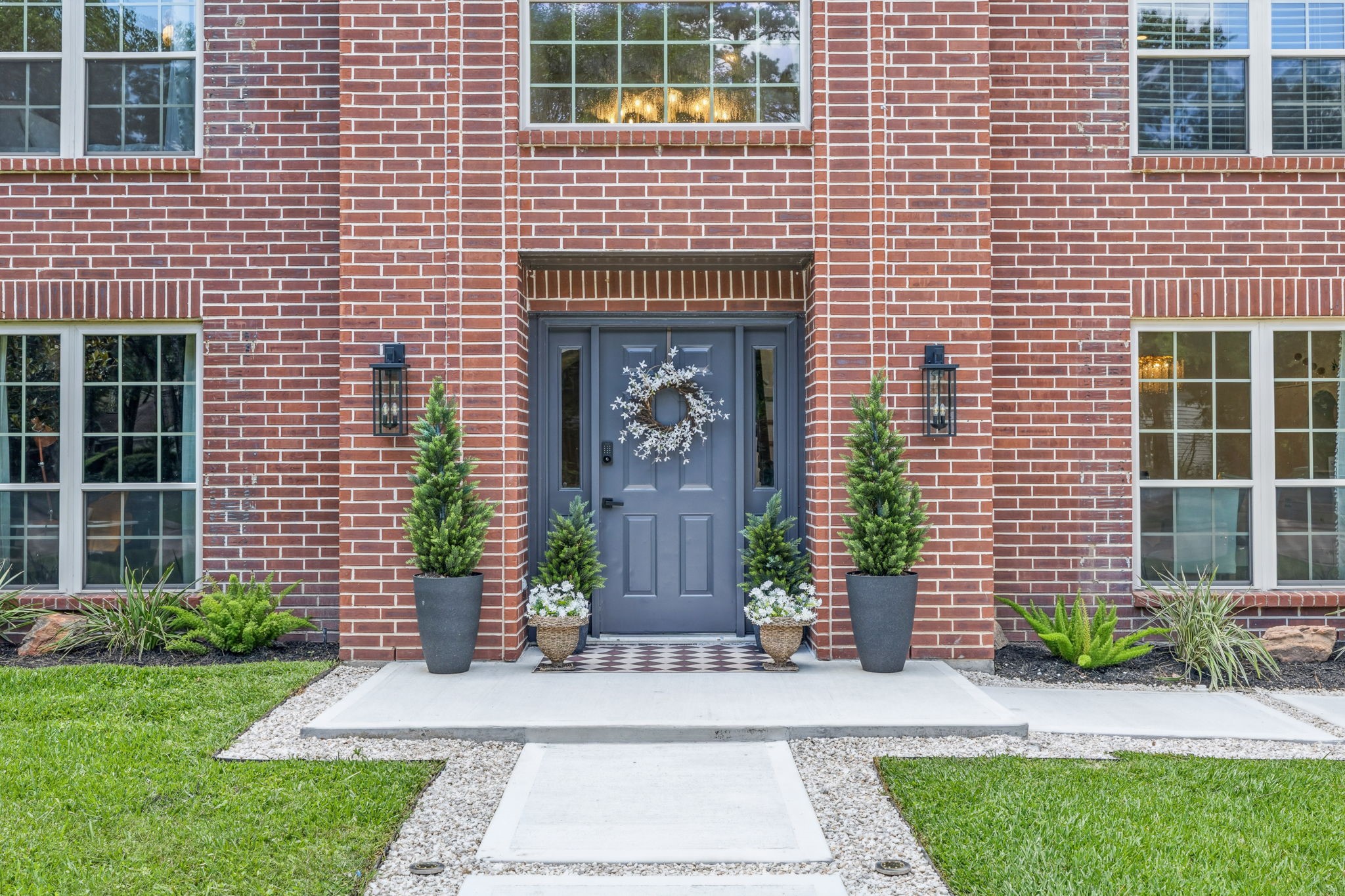 Wide welcoming entryways that make arriving home feel intentional