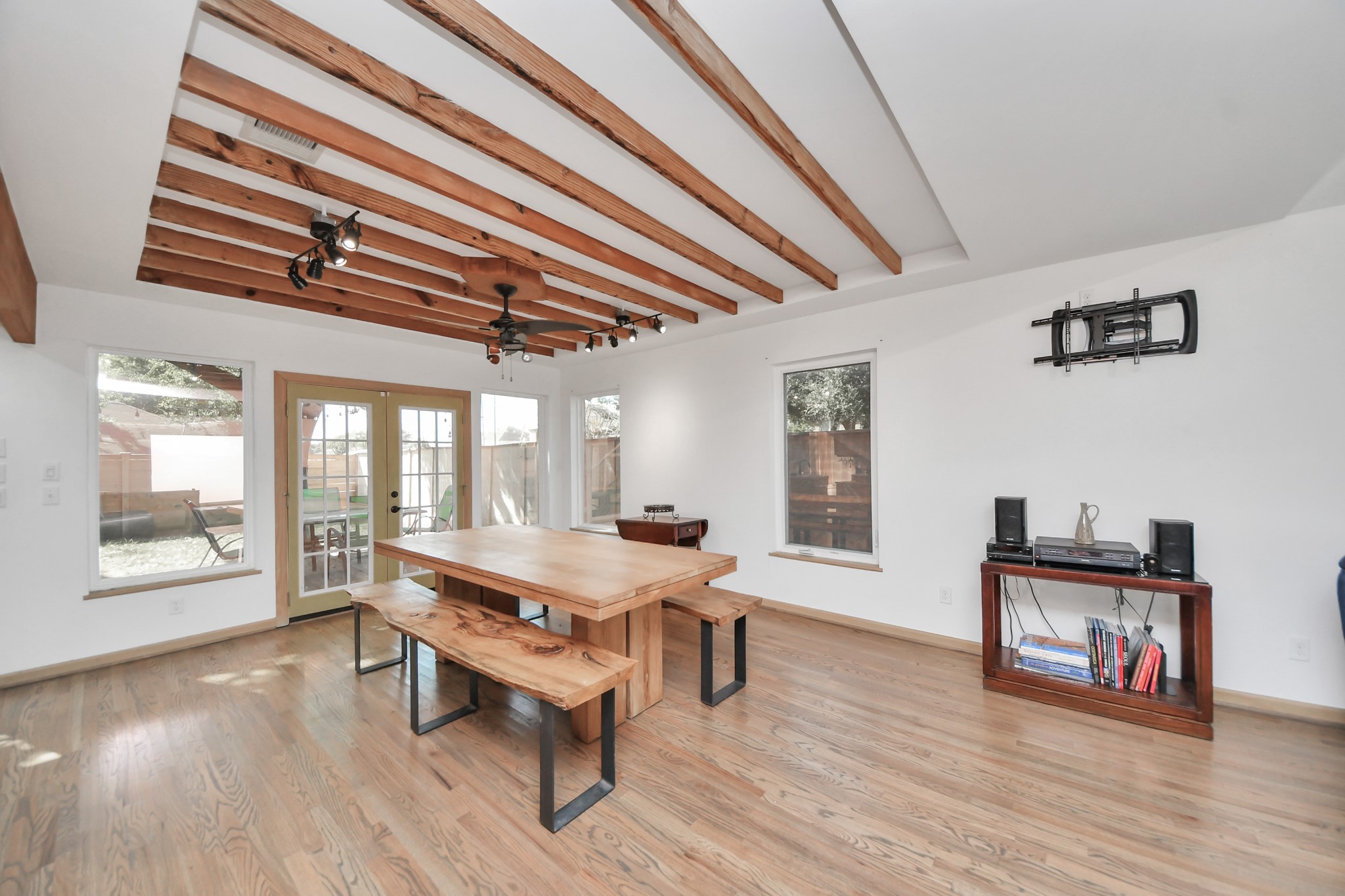 2402 Barbee Street, Houston, TX 77004
