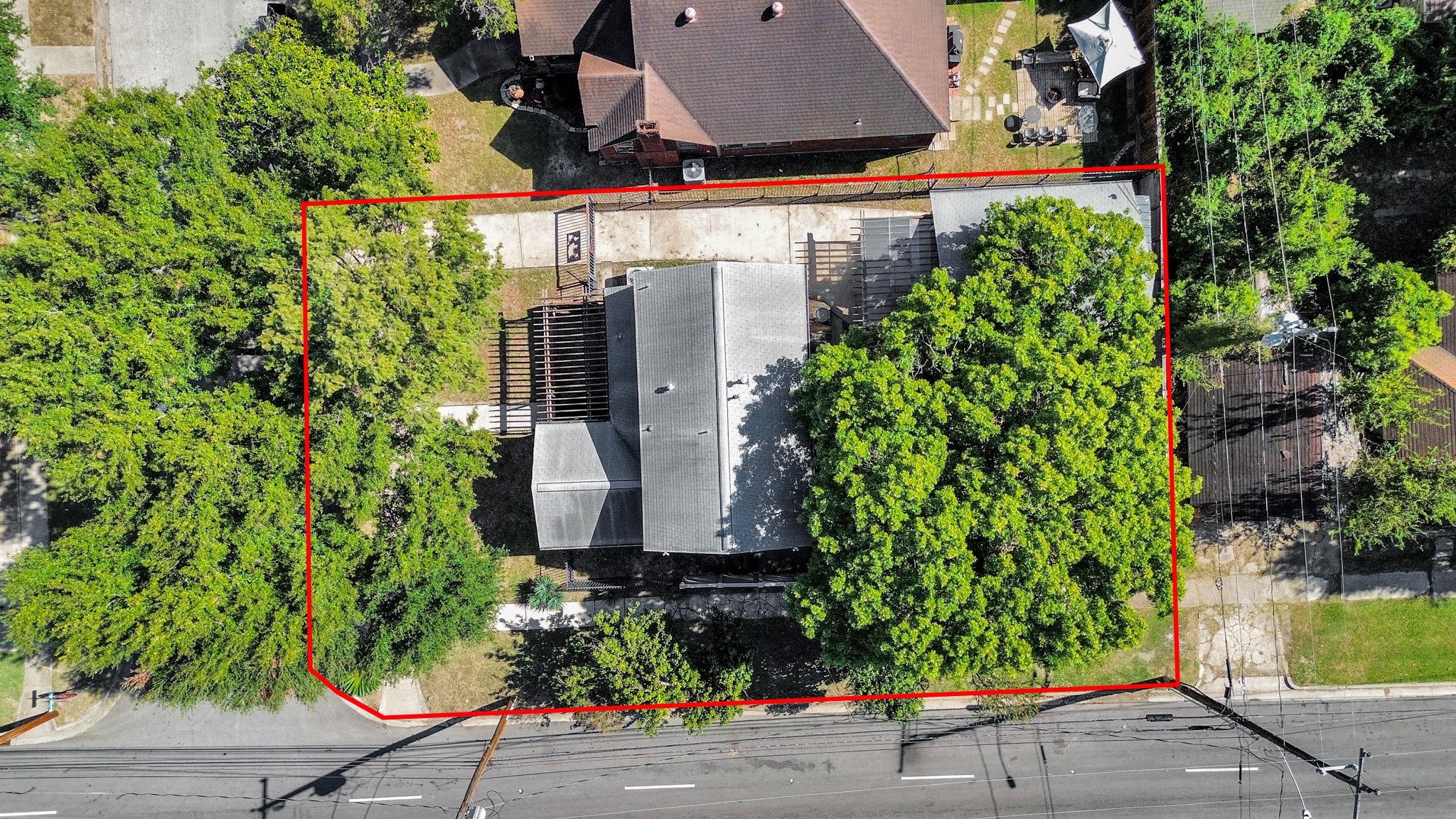 2402 Barbee Street, Houston, TX 77004 2402 Barbee Street, Houston, TX 77004