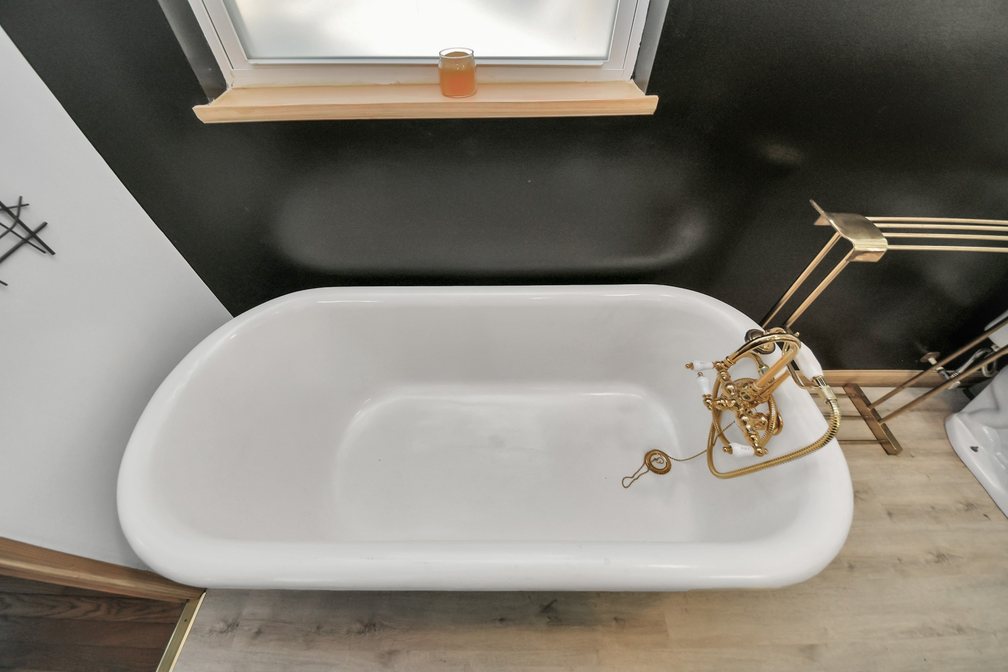 Primary bath.