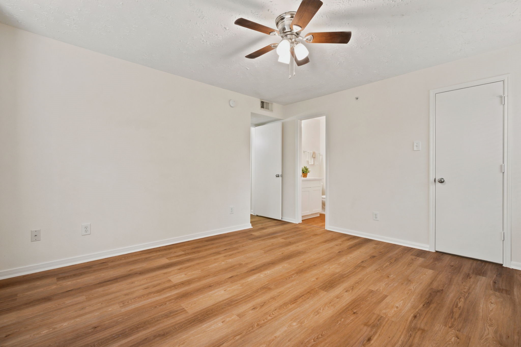 8051 Bay Branch Dr, #222, The Woodlands, TX 77382