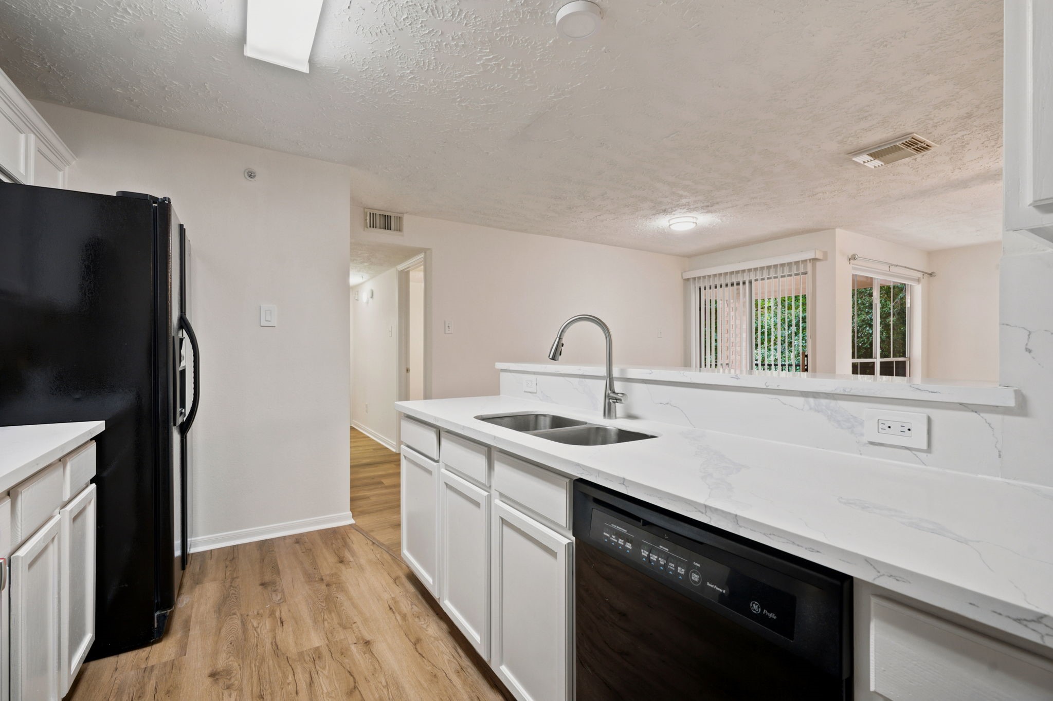 8051 Bay Branch Dr, #222, The Woodlands, TX 77382