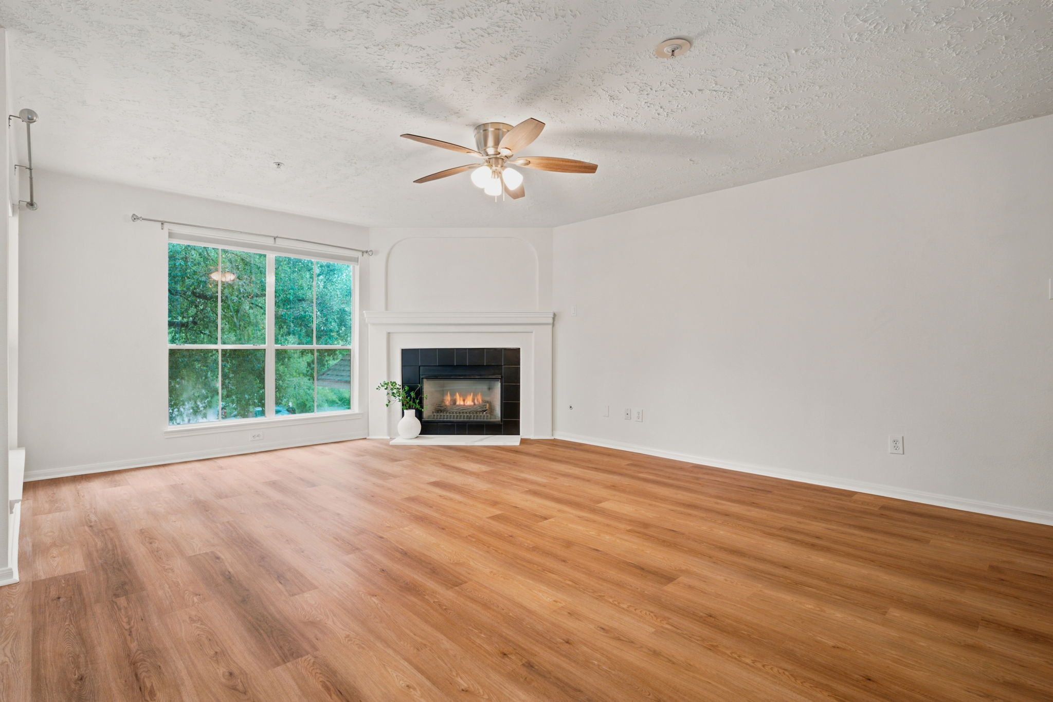 8051 Bay Branch Dr, #222, The Woodlands, TX 77382