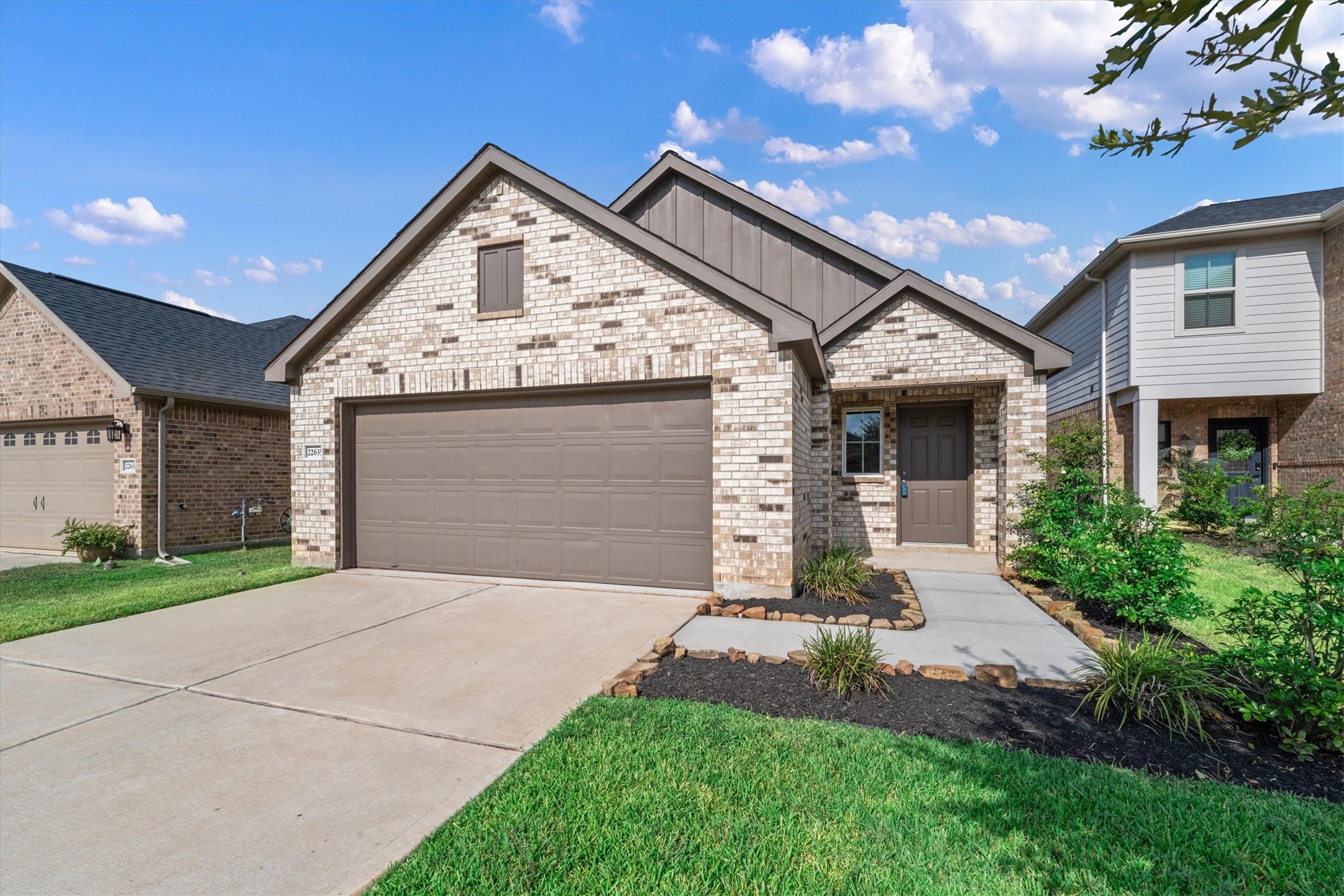 Welcome to 22635 Rosy Height Trail Welcome to 22635 Rosy Height Trail