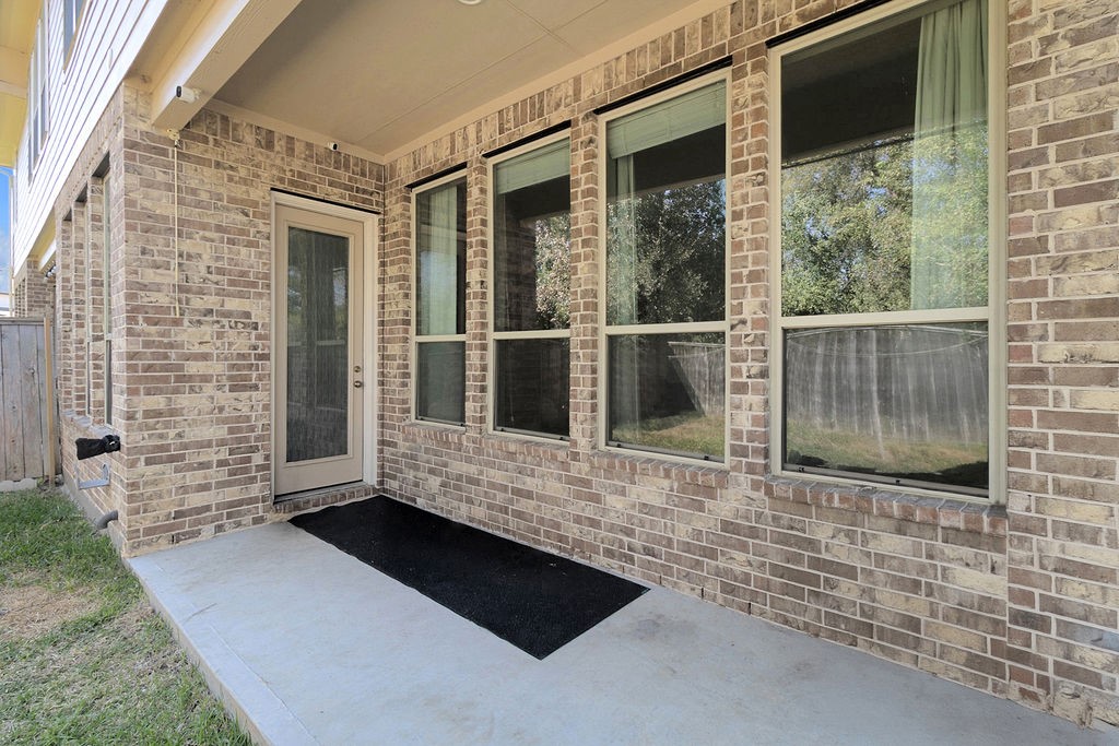 114 Silver Sky Court, Conroe, TX 77304