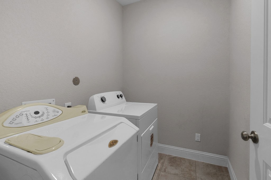 114 Silver Sky Court, Conroe, TX 77304