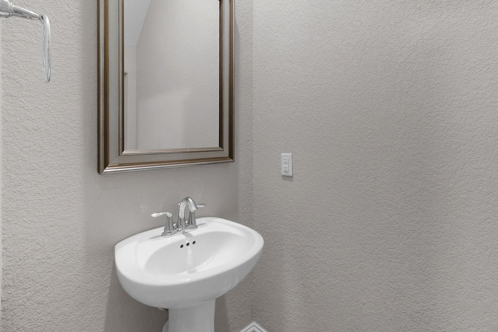114 Silver Sky Court, Conroe, TX 77304