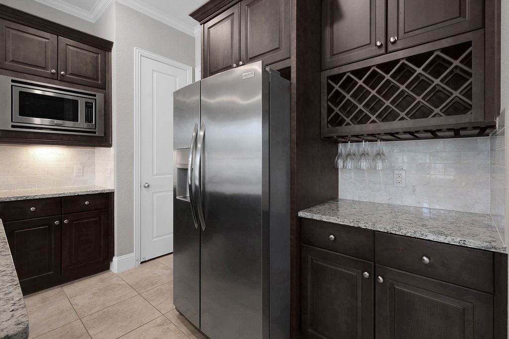 114 Silver Sky Court, Conroe, TX 77304