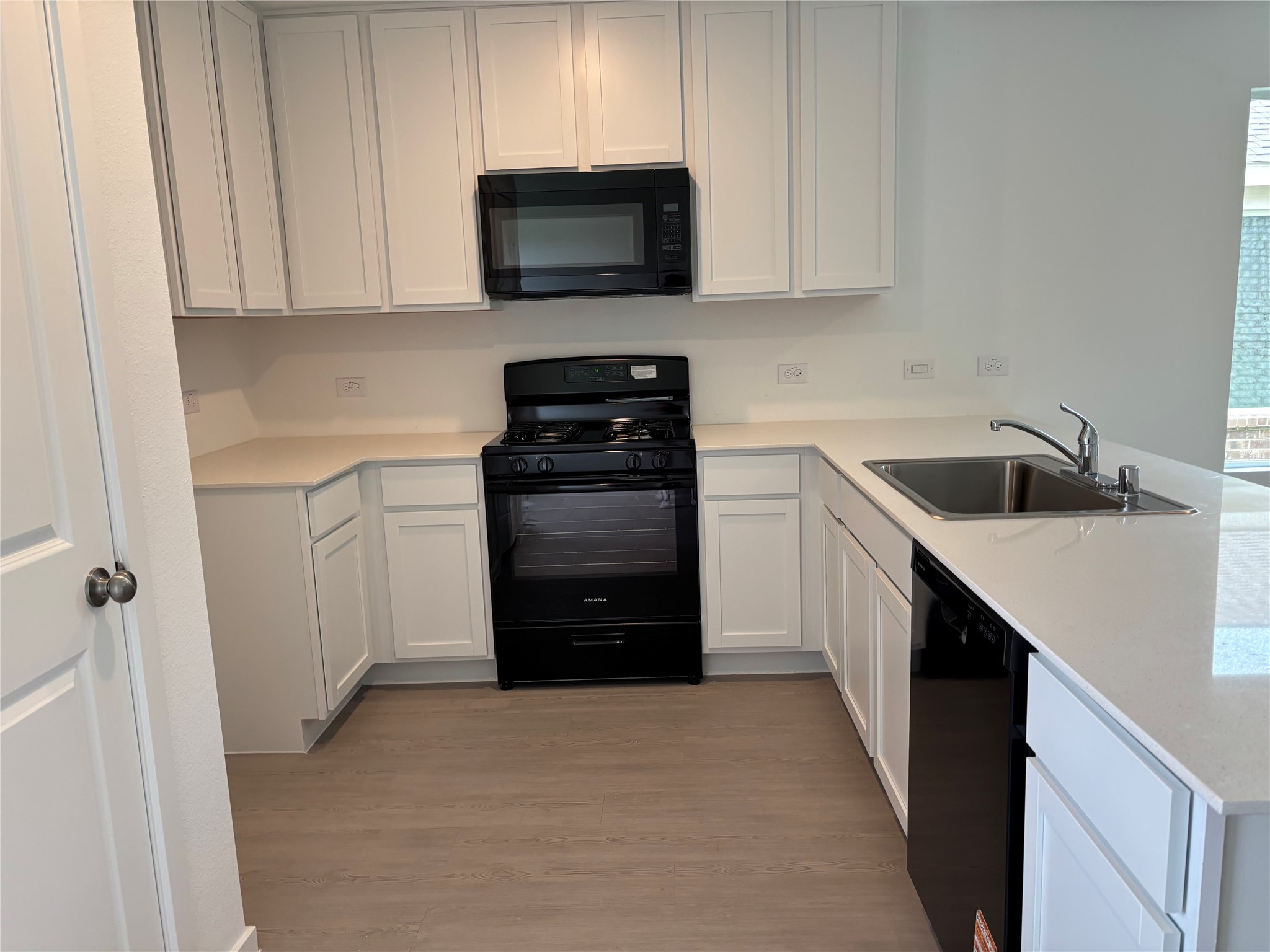 582 Falling Cave Drive, Willis, TX 77378