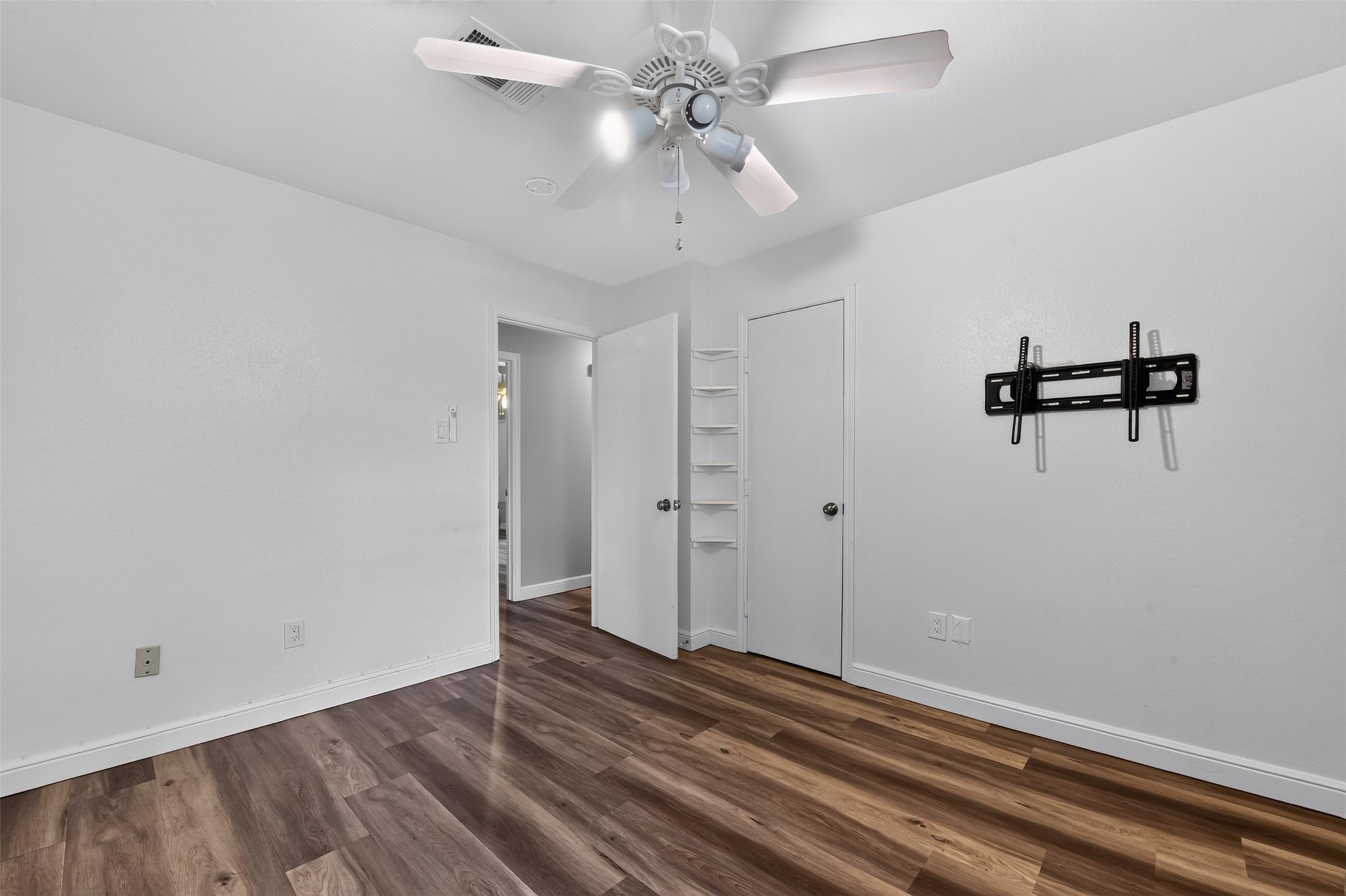 Third bedroom...note that even the bedrooms have luxury vinyl flooring,