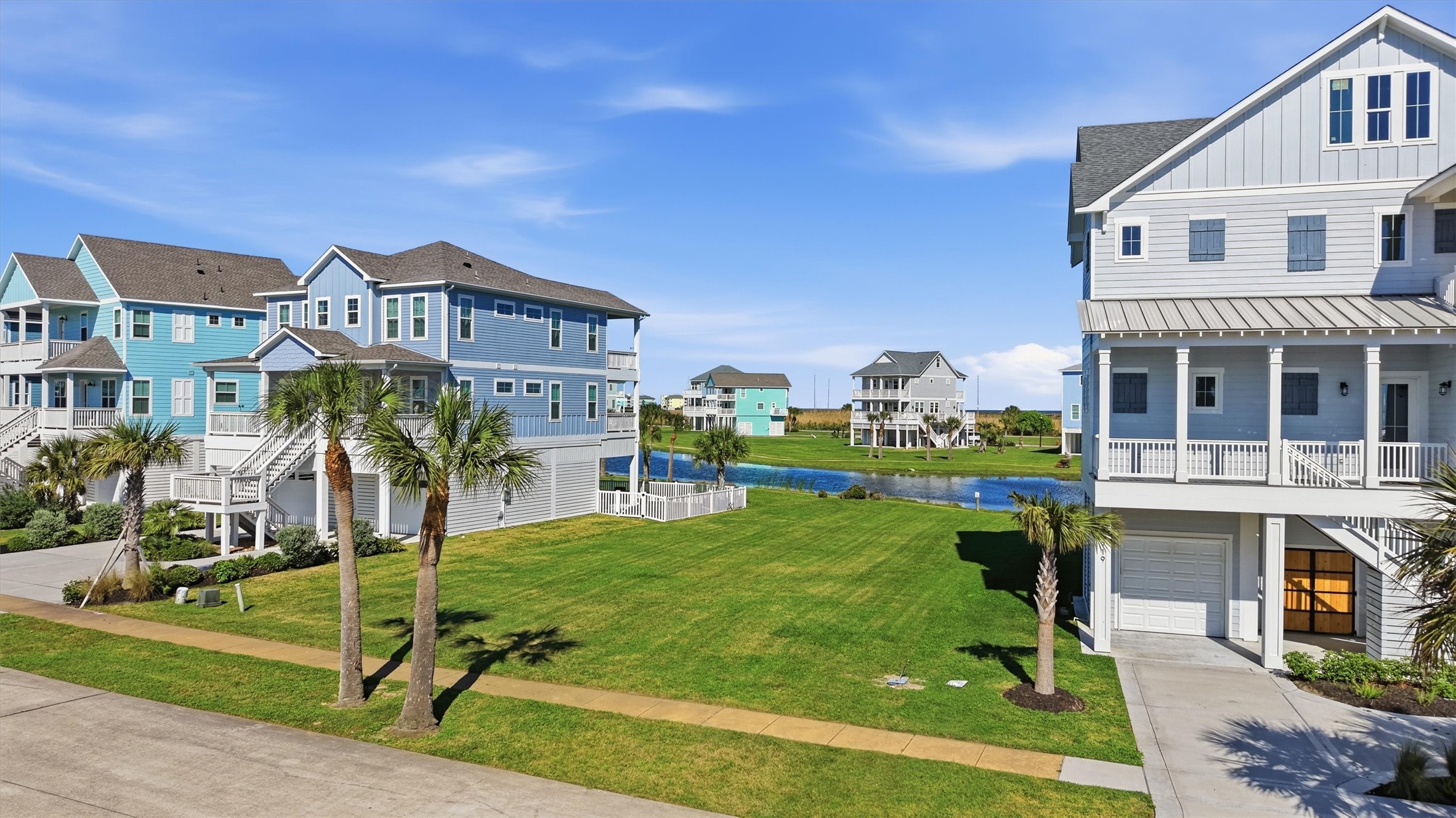 Build here and enjoy access to Pointe West amenities including a Beach Club, infinity pool, hot tub, heated lazy river, fitness center, restaurant, bar, and private beach access. Build here and enjoy access to Pointe West amenities including a Beach Club, infinity pool, hot tub, heated lazy river, fitness center, restaurant, bar, and private beach access.