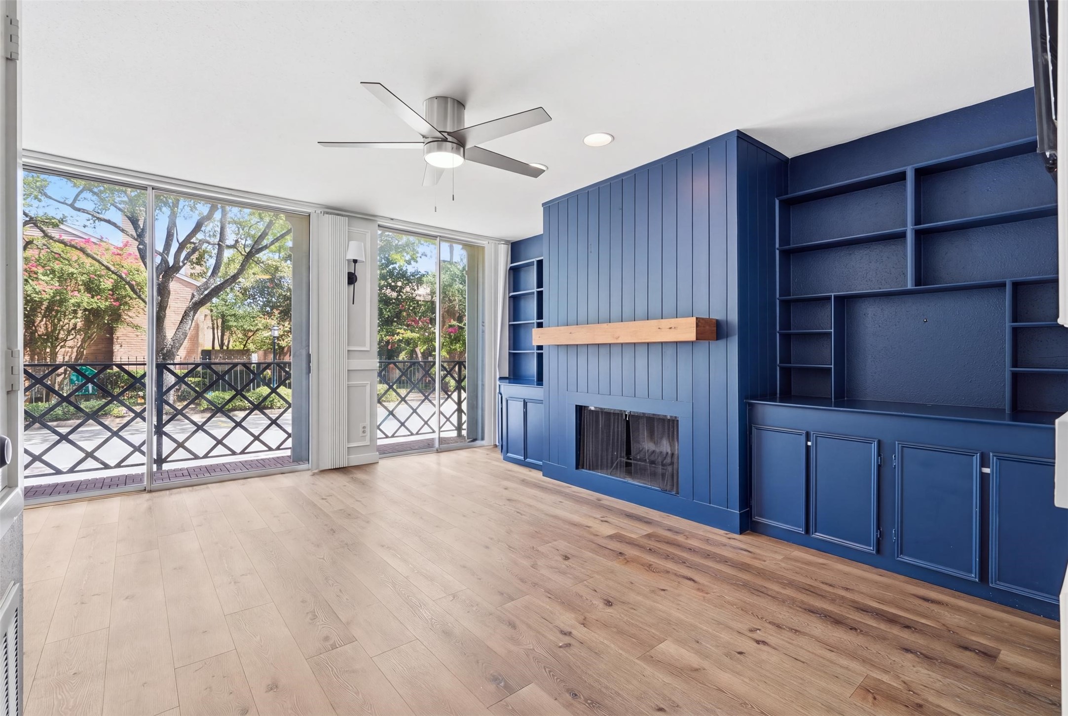 2333 Bering Drive, #108, Houston, TX 77057 2333 Bering Drive, #108, Houston, TX 77057