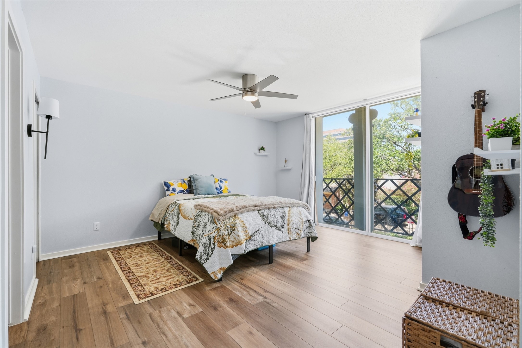 2333 Bering Drive, #108, Houston, TX 77057