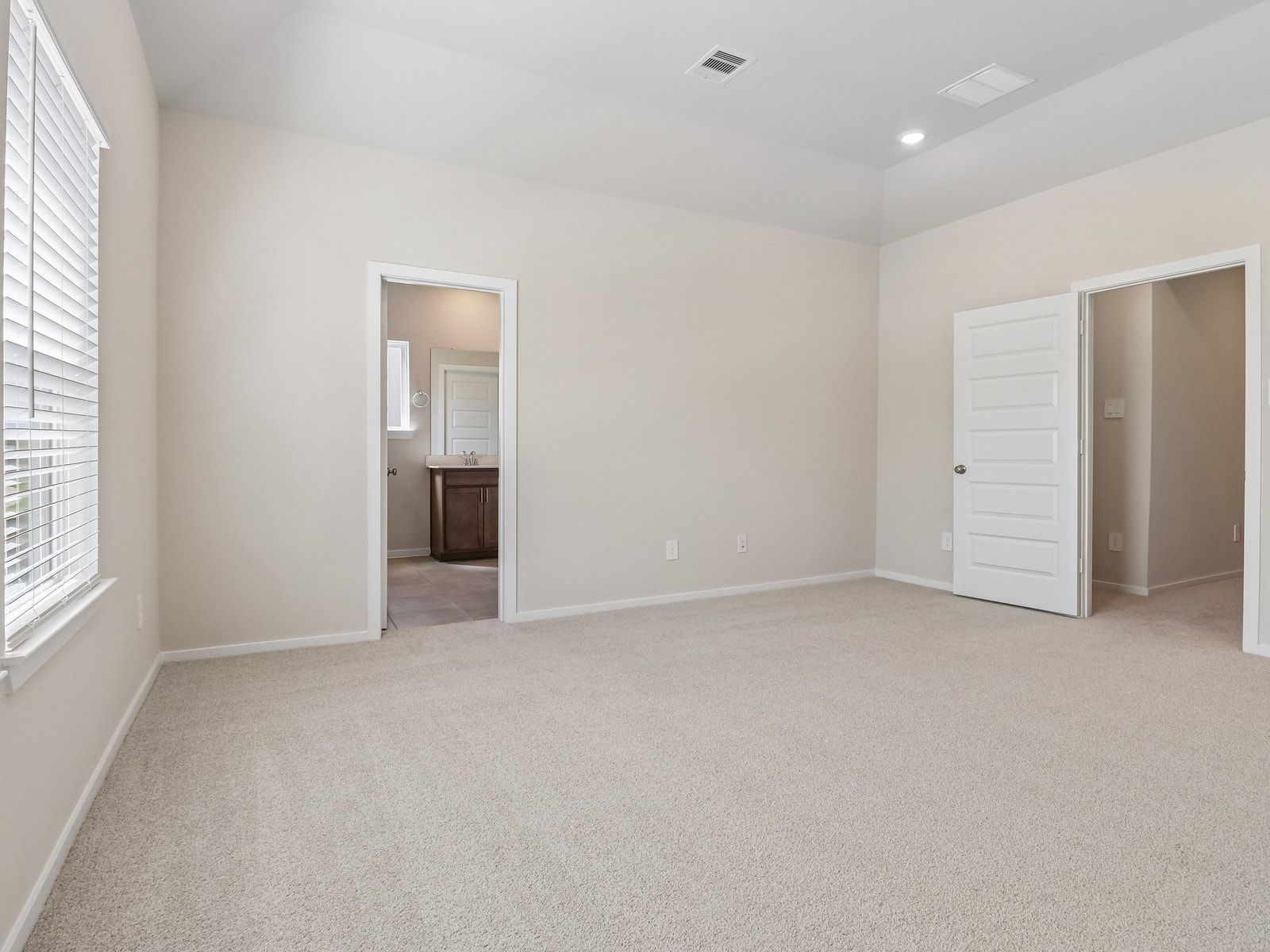 Photo is not of the actual home, but is an inspirational photo of builder's model home and may depict options, furnishings, and/or decorator features that are not included.