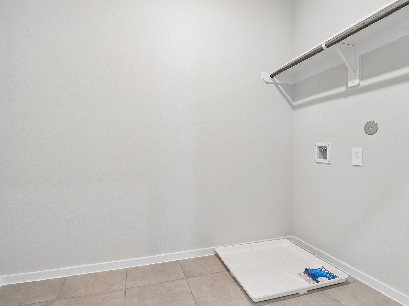 Photo is not of the actual home, but is an inspirational photo of builder's model home and may depict options, furnishings, and/or decorator features that are not included.