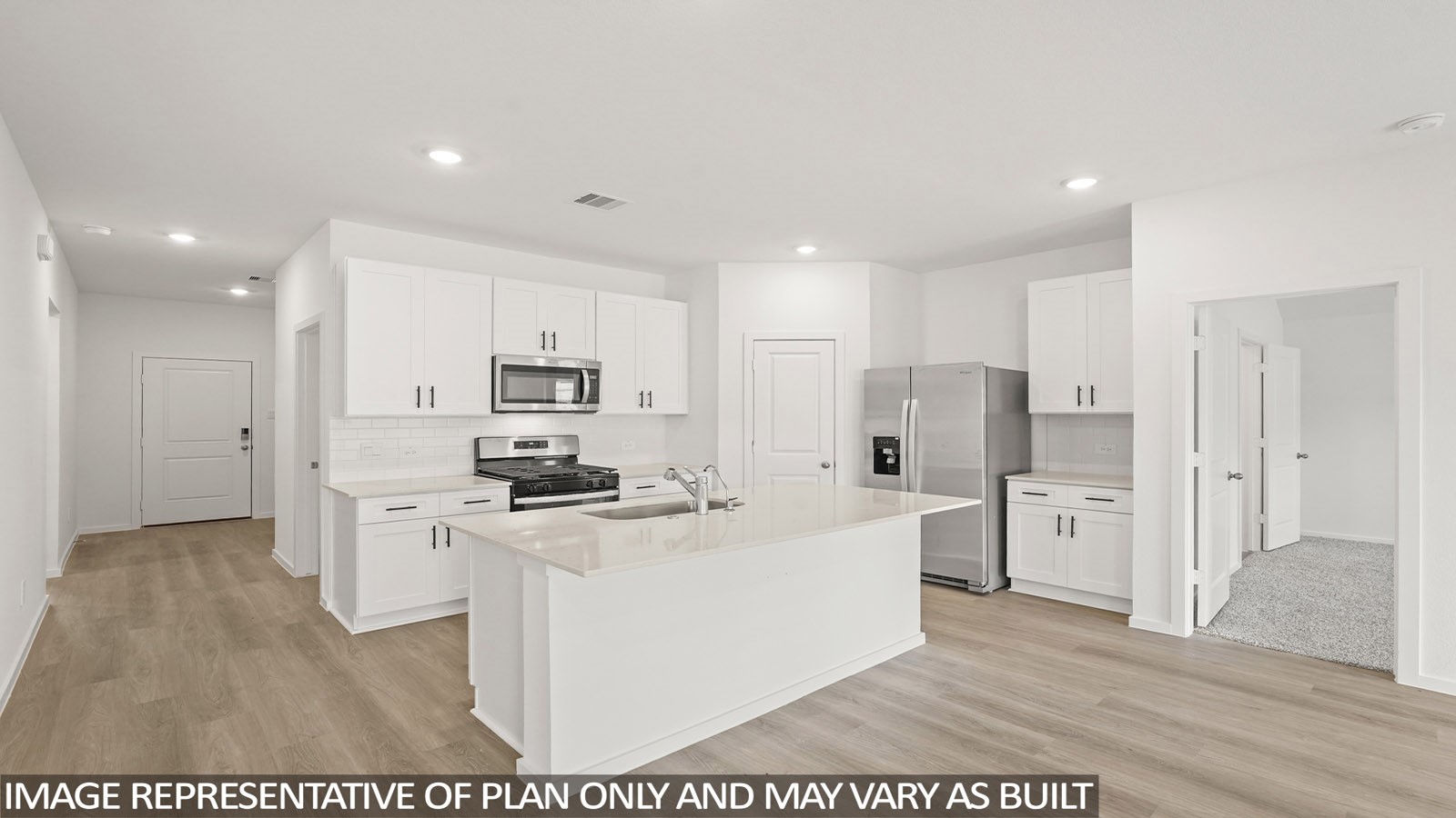 16450 Pinebrook Leaf Lane, Magnolia, TX 77355