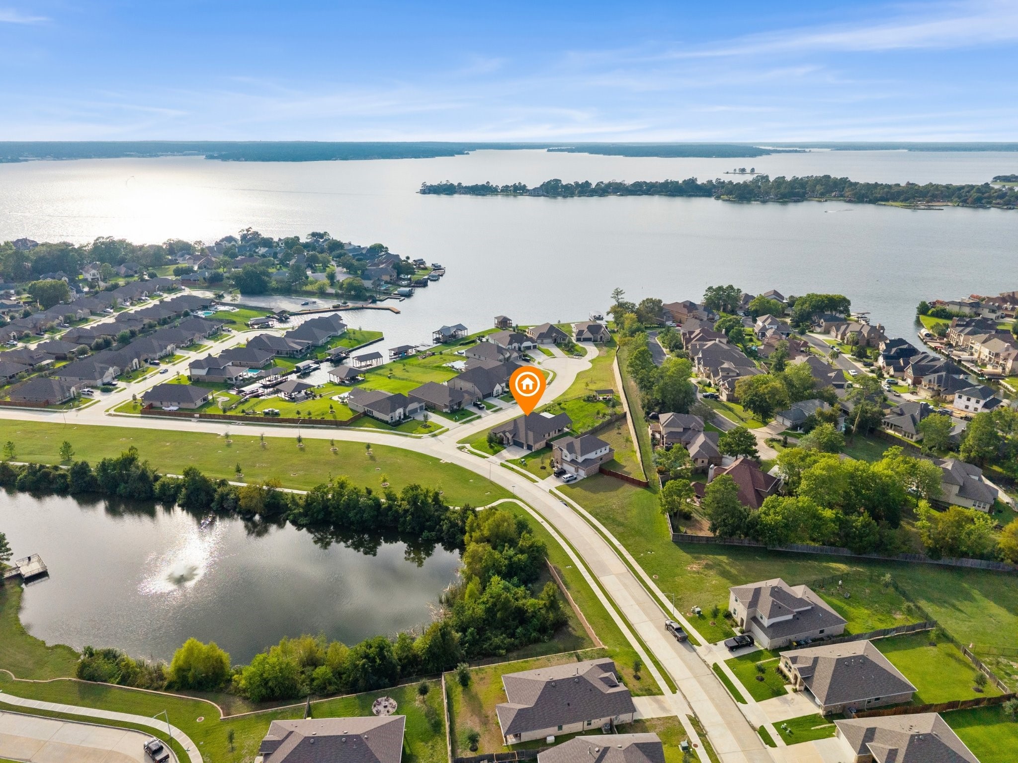 Neighborhood has ponds throughout