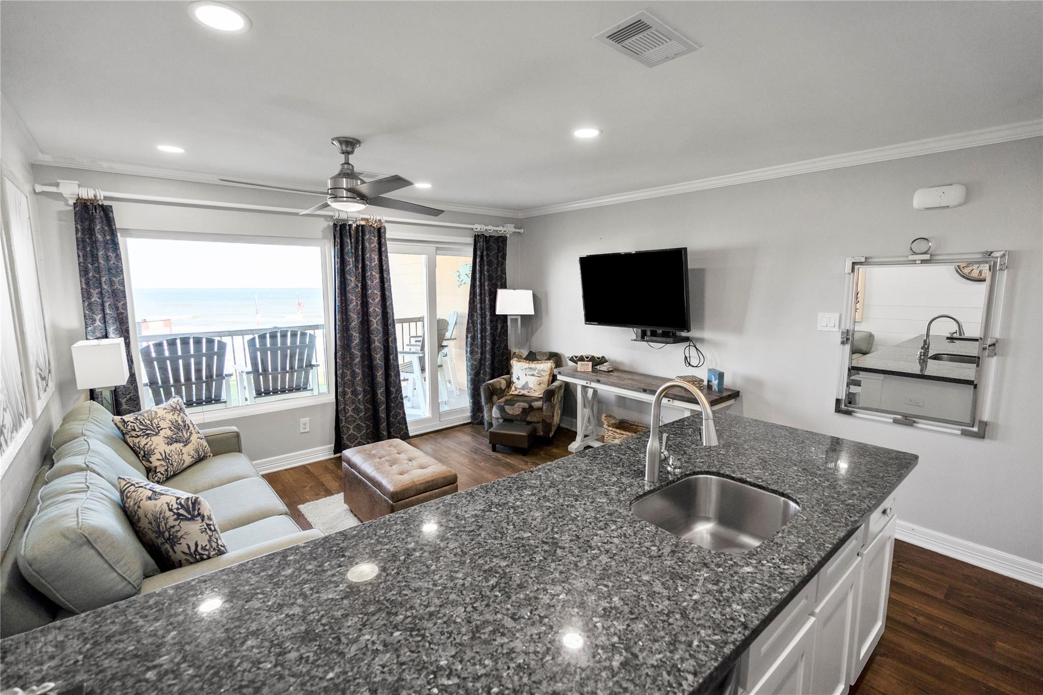 9520 Seawall Boulevard, #308, Galveston, TX 77554