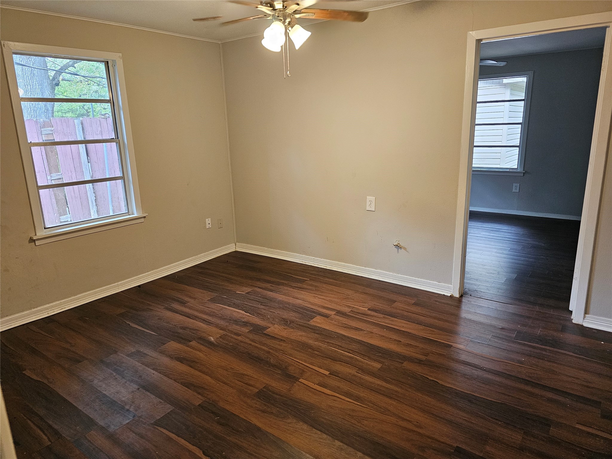 1305 James Street, Rosenberg, TX 77471