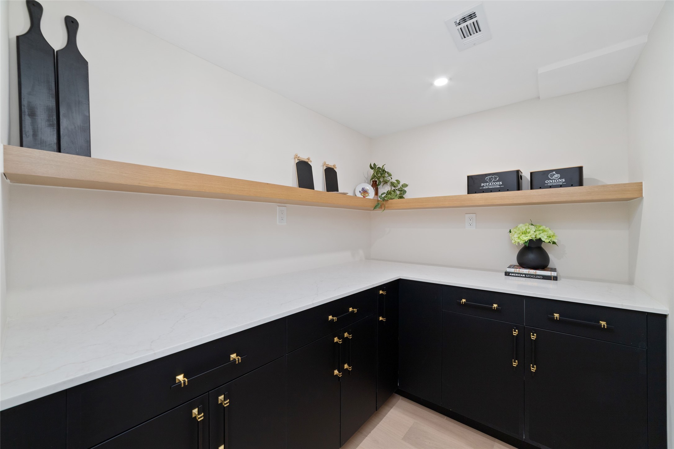 Full Butler's pantry with cabinets