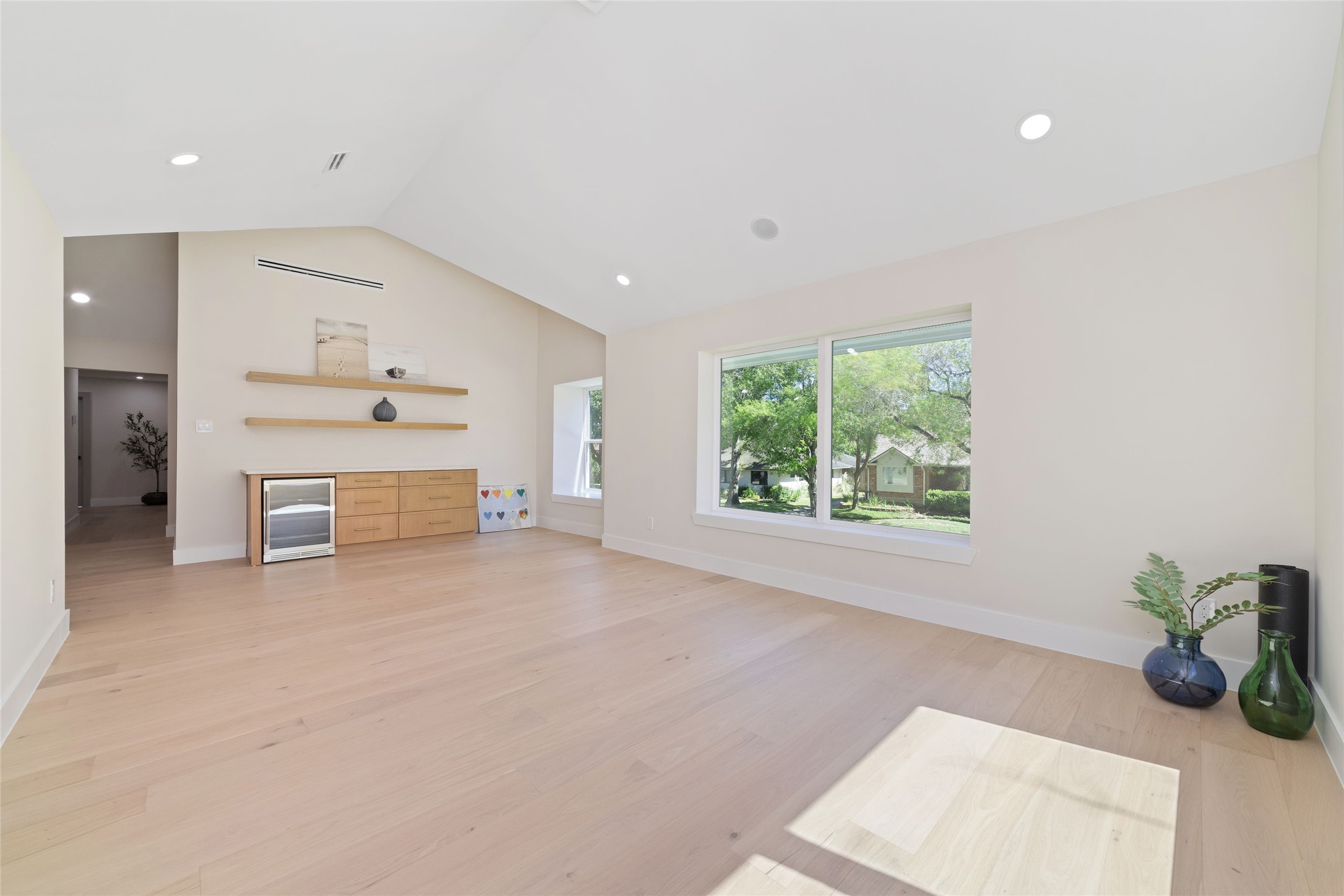 Game room with built in beverage center