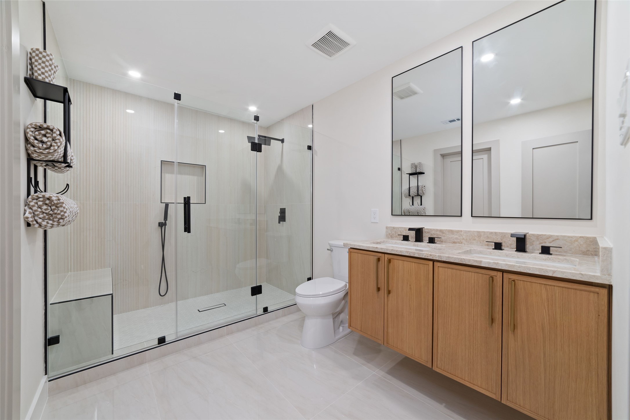Secondary upstairs full shower