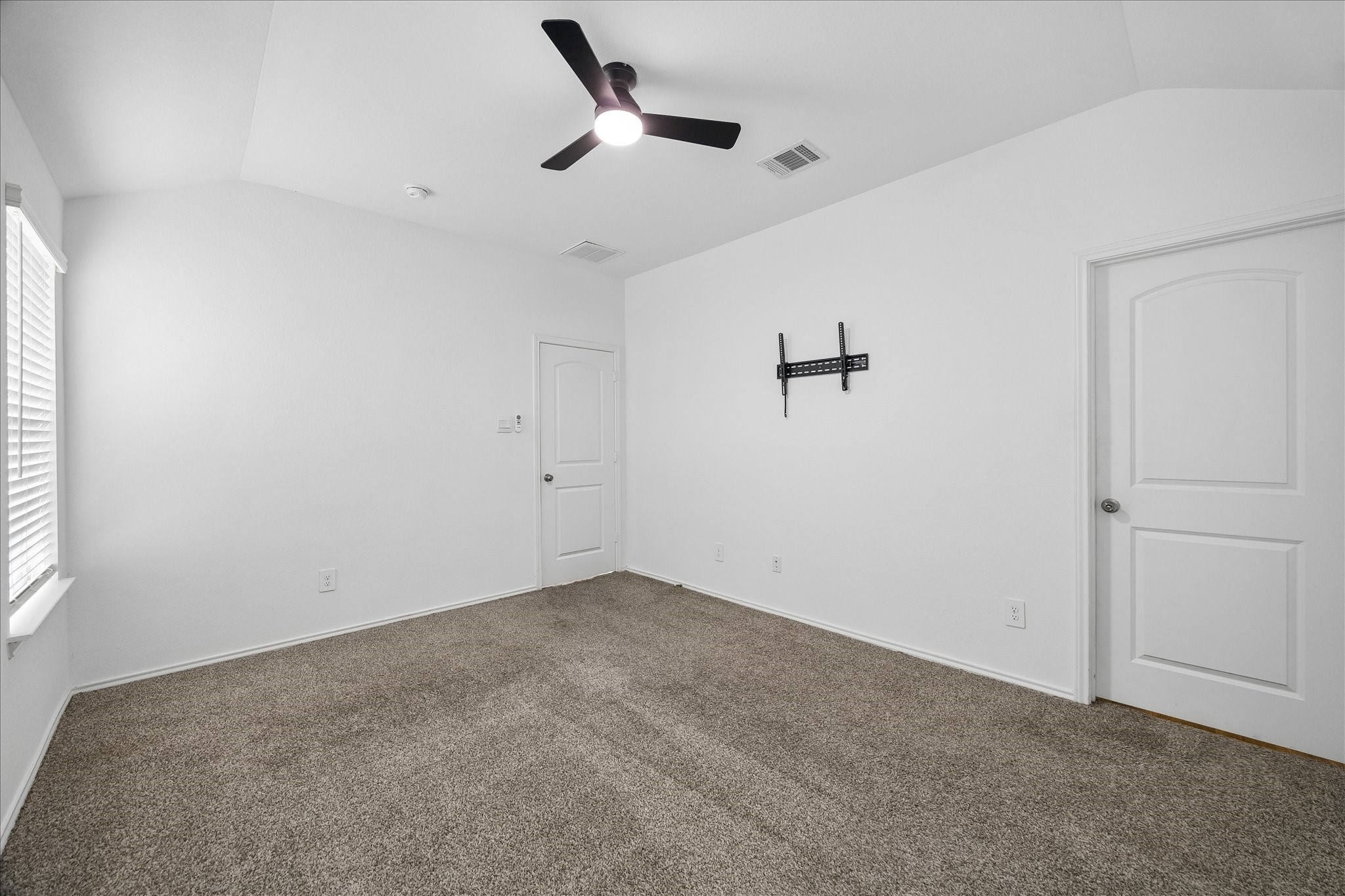 16691 Lonely Pines Drive, Conroe, TX 77302