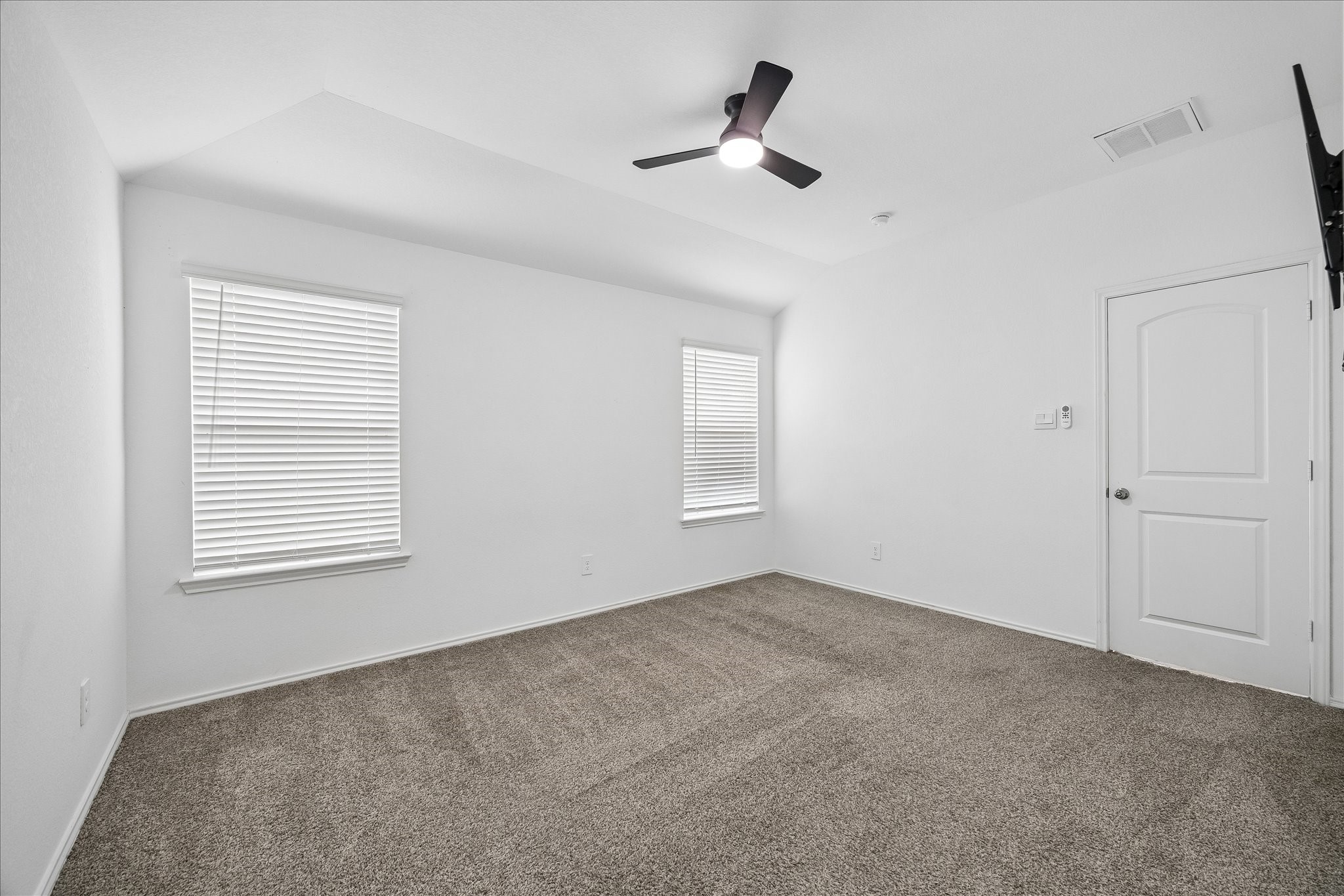 16691 Lonely Pines Drive, Conroe, TX 77302