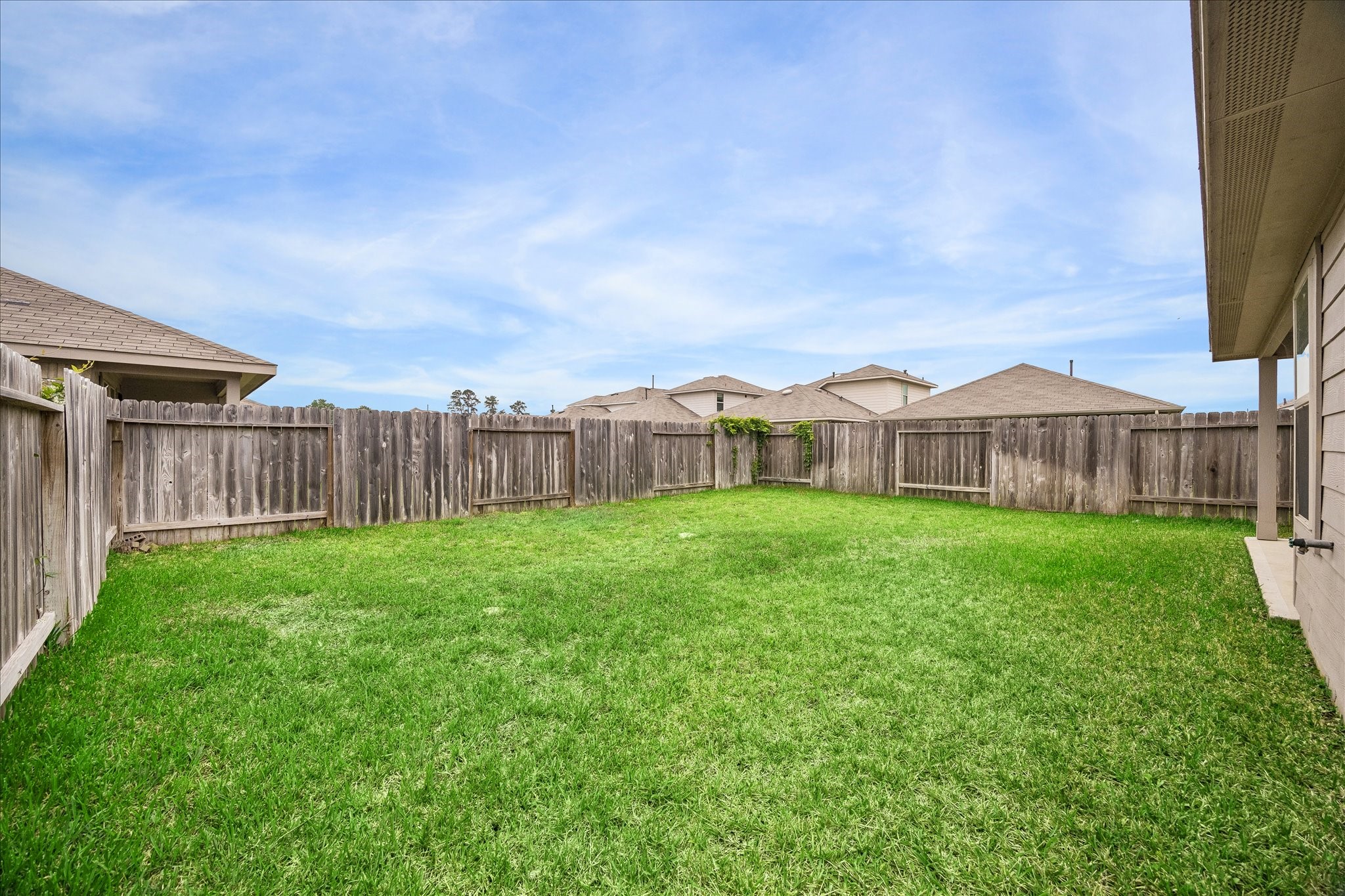 16691 Lonely Pines Drive, Conroe, TX 77302