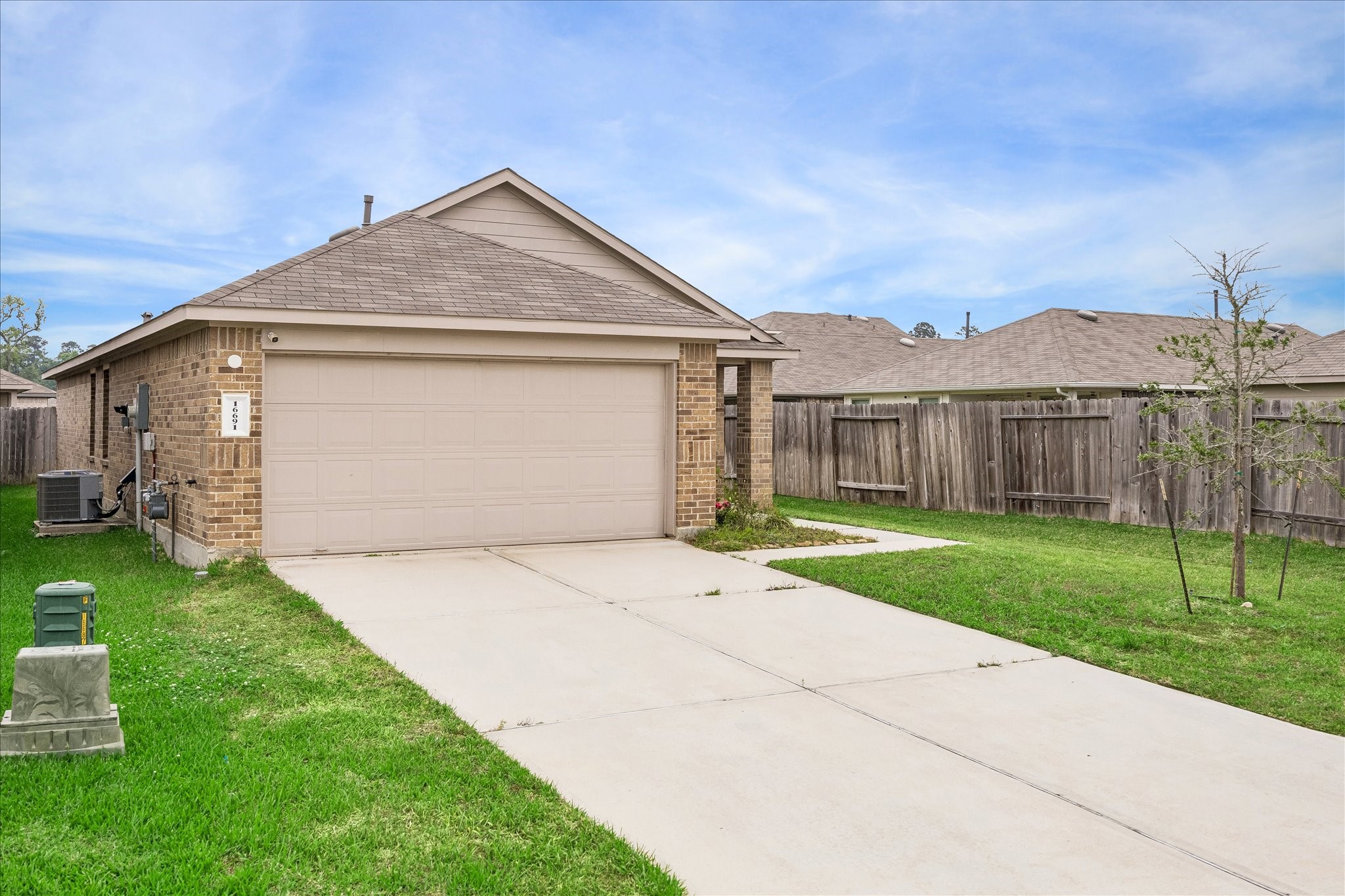16691 Lonely Pines Drive, Conroe, TX 77302 16691 Lonely Pines Drive, Conroe, TX 77302